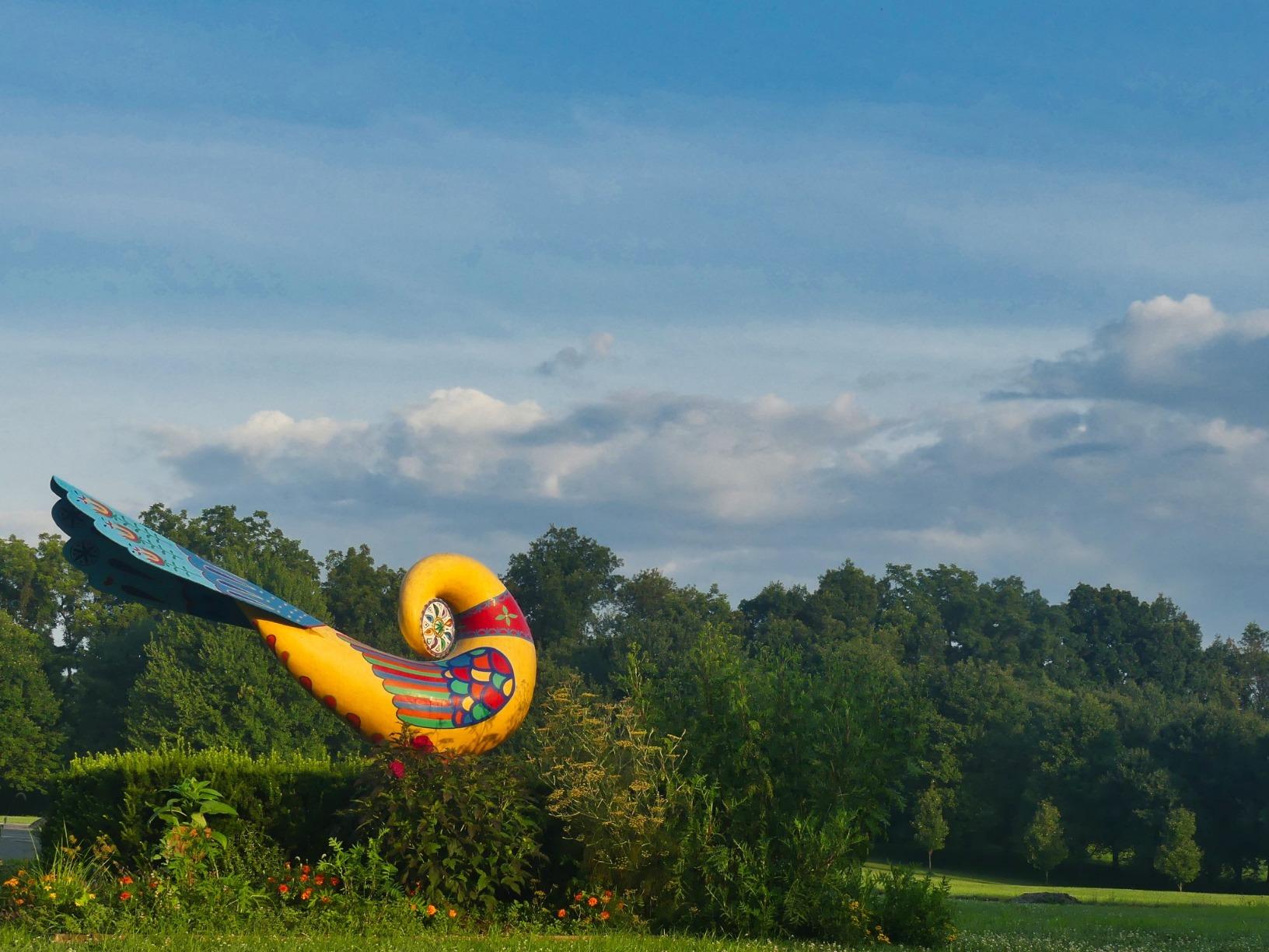 Panasonic LUMIX FZ300 Long Zoom Digital Camera Features 12.1 Megapixel, 1/2.3-Inch Sensor, 4K Video, WiFi, Splash & Dustproof Camera Body, LEICA DC 24X F2.8 Zoom Lens - DMC-FZ300K - (Black) USA - Customer Photo 2