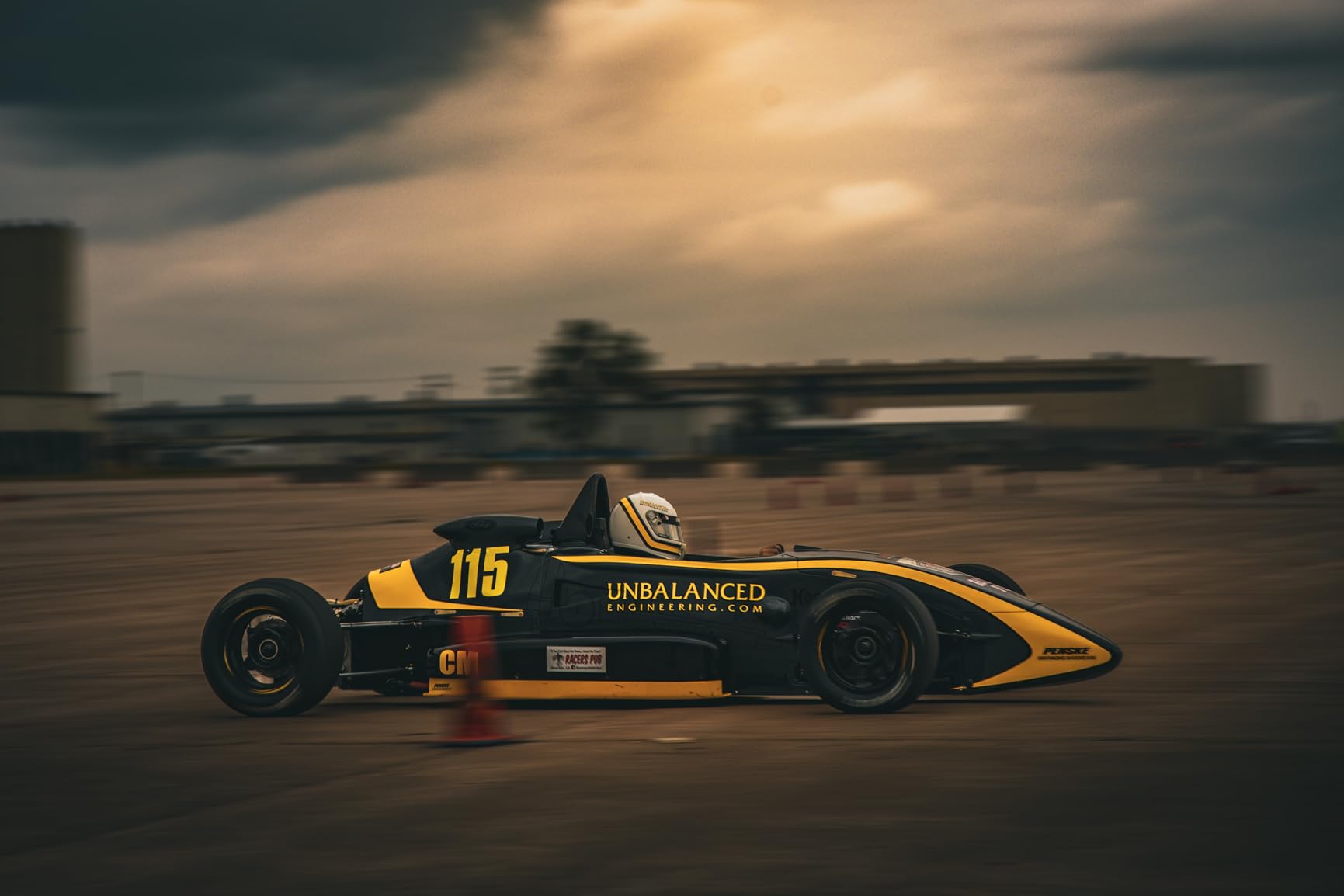 RF 24-105mm f/4L IS USM Lens, Black - 2963C002 - Customer Photo 2