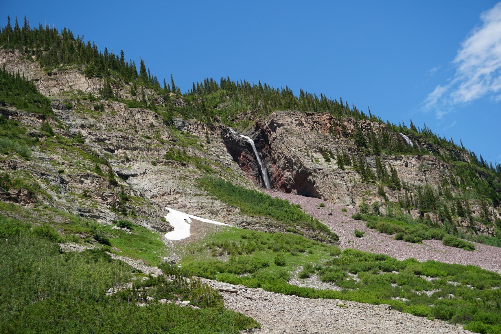 Sony SELP1650 16-50mm OSS Lens: Sony E PZ 16-50mm f/3.5-5.6 OSS Lens (Black) + Pro Starter Bundle Kit Combo - Customer Photo 2