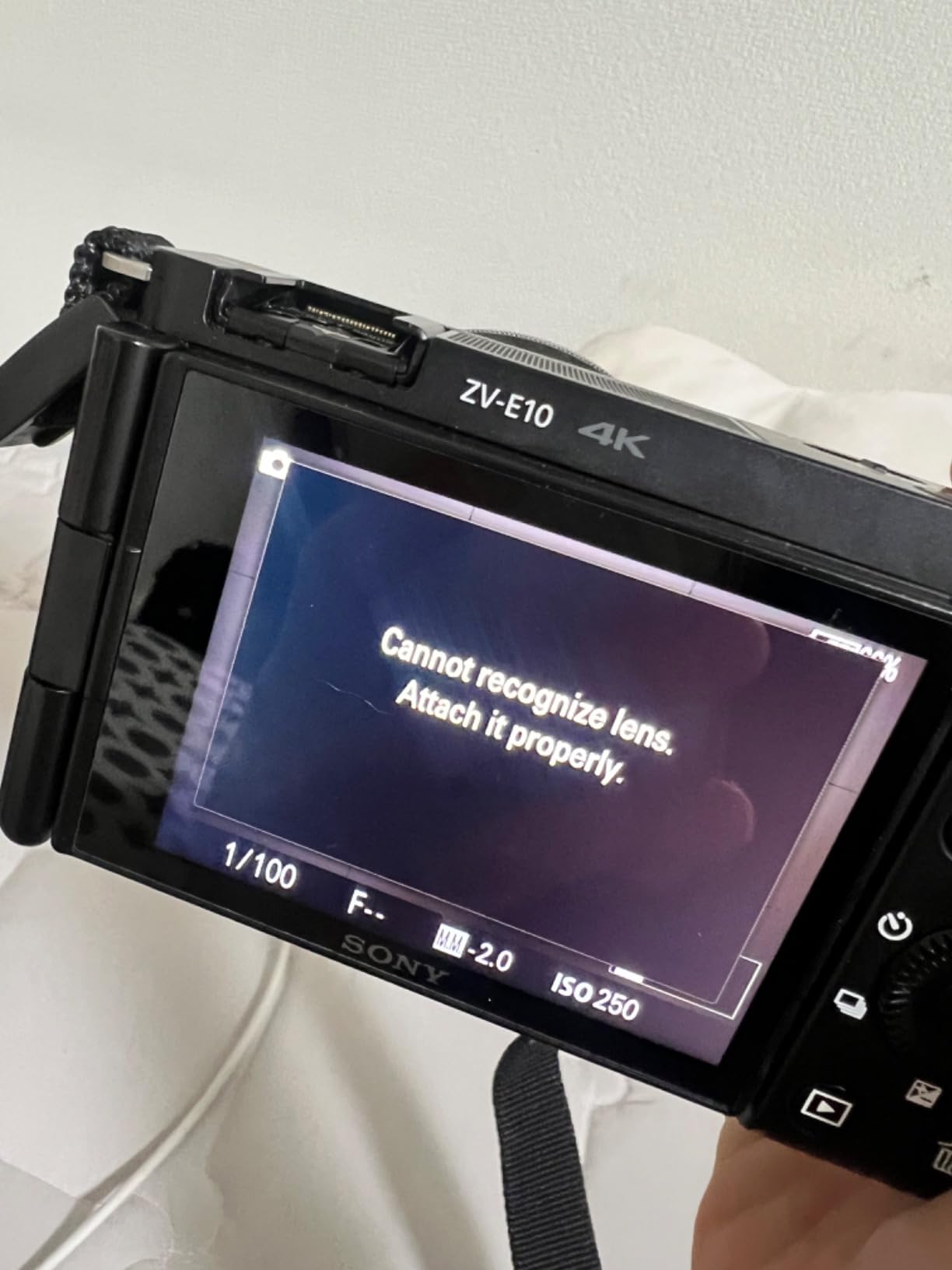 Sony SELP1650 16-50mm OSS Lens: Sony E PZ 16-50mm f/3.5-5.6 OSS Lens (Black) + Pro Starter Bundle Kit Combo - Customer Photo 5