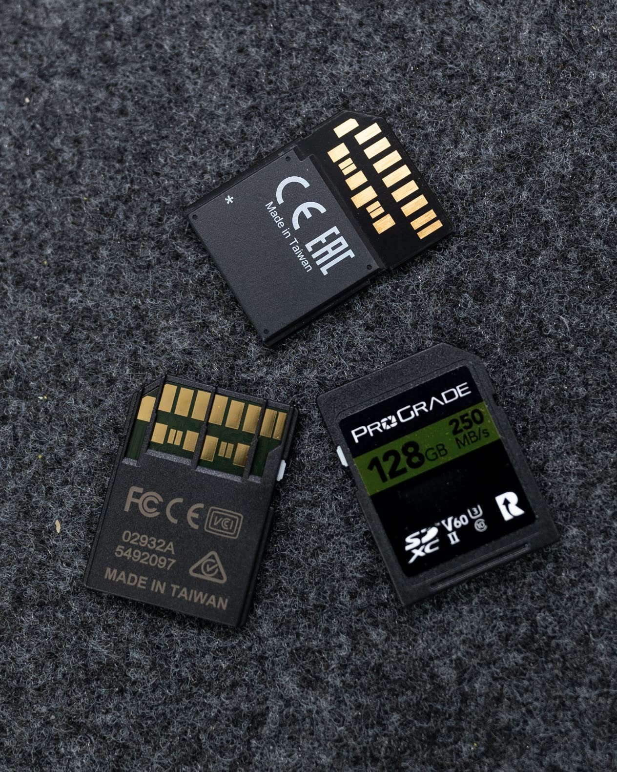 SD UHS-II 128GB Card V60 –Up to 130MB/s Write Speed and 250 MB/s Read Speed | for Professional Vloggers, Filmmakers, Photographers & Content Curators – by Prograde Digital - Customer Photo 2