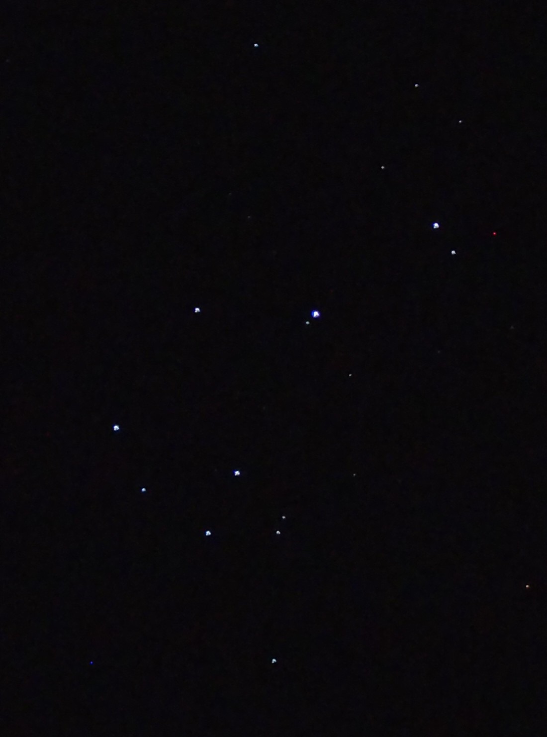 OM SYSTEM Olympus E-M10 Mark IV Silver Micro Four Thirds System Camera M.Zuiko Digital ED 14-42mm F3.5-5.6 EZ kit 20MP Sensor 5-Axis Image Stabilization 4K Video Wi-Fi - Customer Photo 4