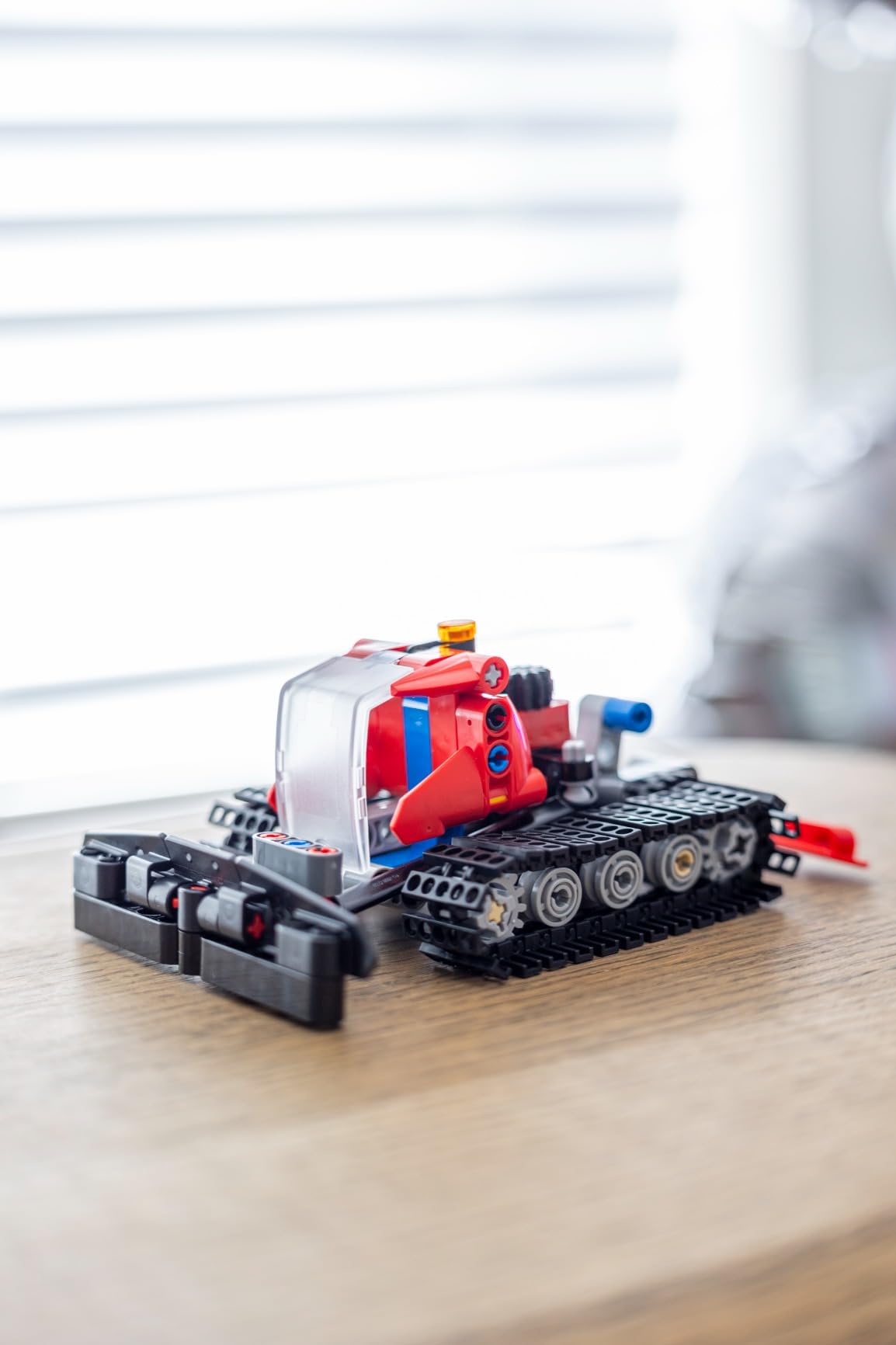 RF70-200mm F4 L is USM Lens, Telephoto Zoom Lens, Compatible with EOS R Series Mirrorless Cameras, White Customer Review RF70-200mm F4 L is USM Lens, Telephoto Zoom Lens, Compatible with EOS R Series Mirrorless Cameras, White - Customer Photo 2