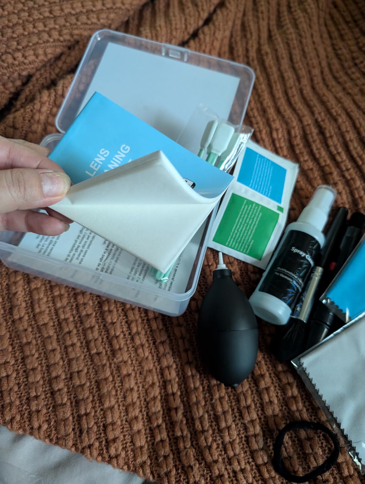 Camera Lens Cleaning Kit, 10-in-1 Camera Cleaning Kit, Camera Lens Cleaner and Camera Accessories, Includes Lens Cleaning Kit/Lens Cleaner/Lens Cleaning Pen/Soft Brush customer photo 1