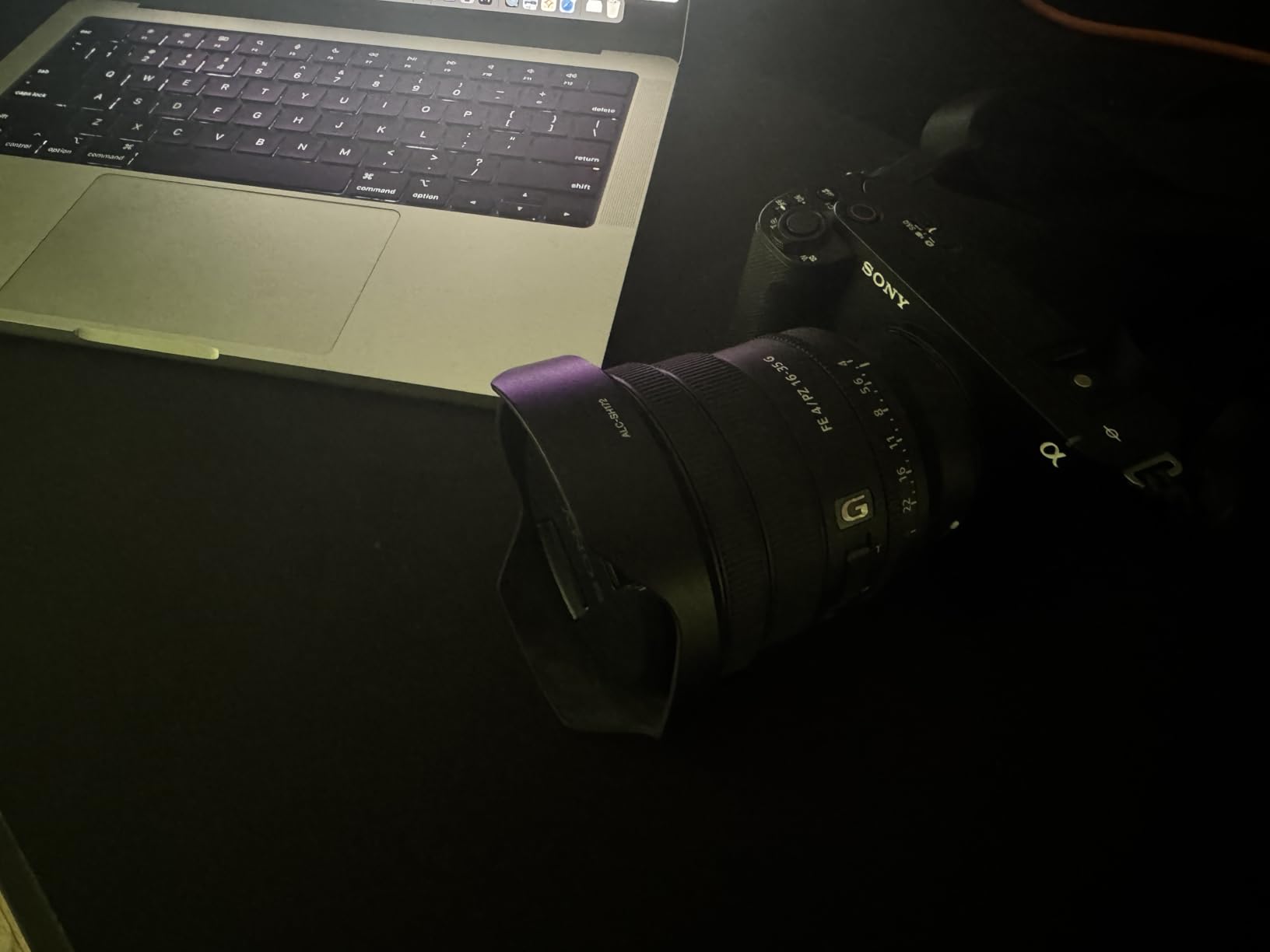 Sony FE PZ 16-35mm F4 G - Full-Frame Constant-Aperture Wide-Angle Power Zoom G Lens Black - Customer Photo 1