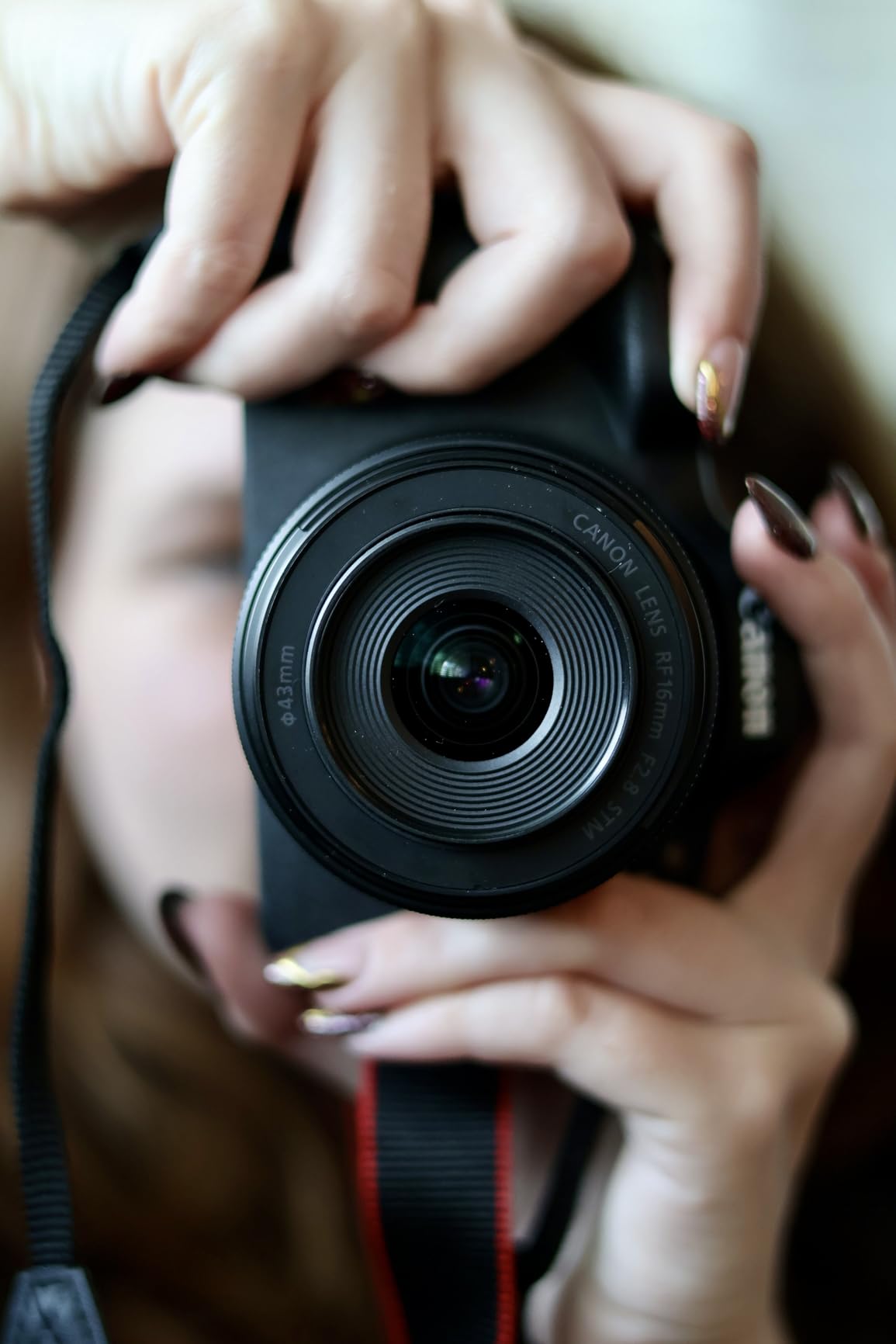 Canon EOS R10 RF-S18-150mm F3.5-6.3 is STM Lens Kit, Mirrorless Vlogging Camera, 24.2 MP, 4K Video, DIGIC X Image Processor, High-Speed Shooting, Subject Tracking, Compact, for Content Creators Black customer photo 1