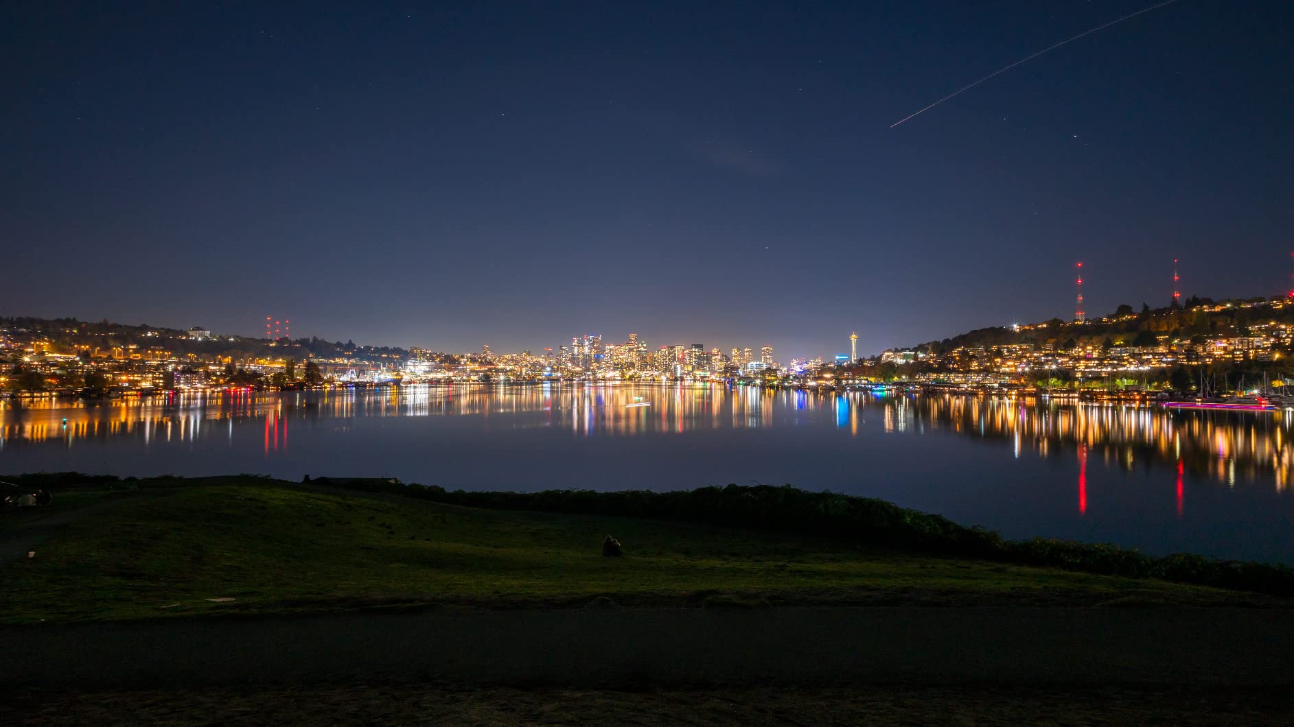 Sony E 11mm F1.8 APS-C Ultra-Wide-Angle Prime for APS-C Cameras - Customer Photo 2