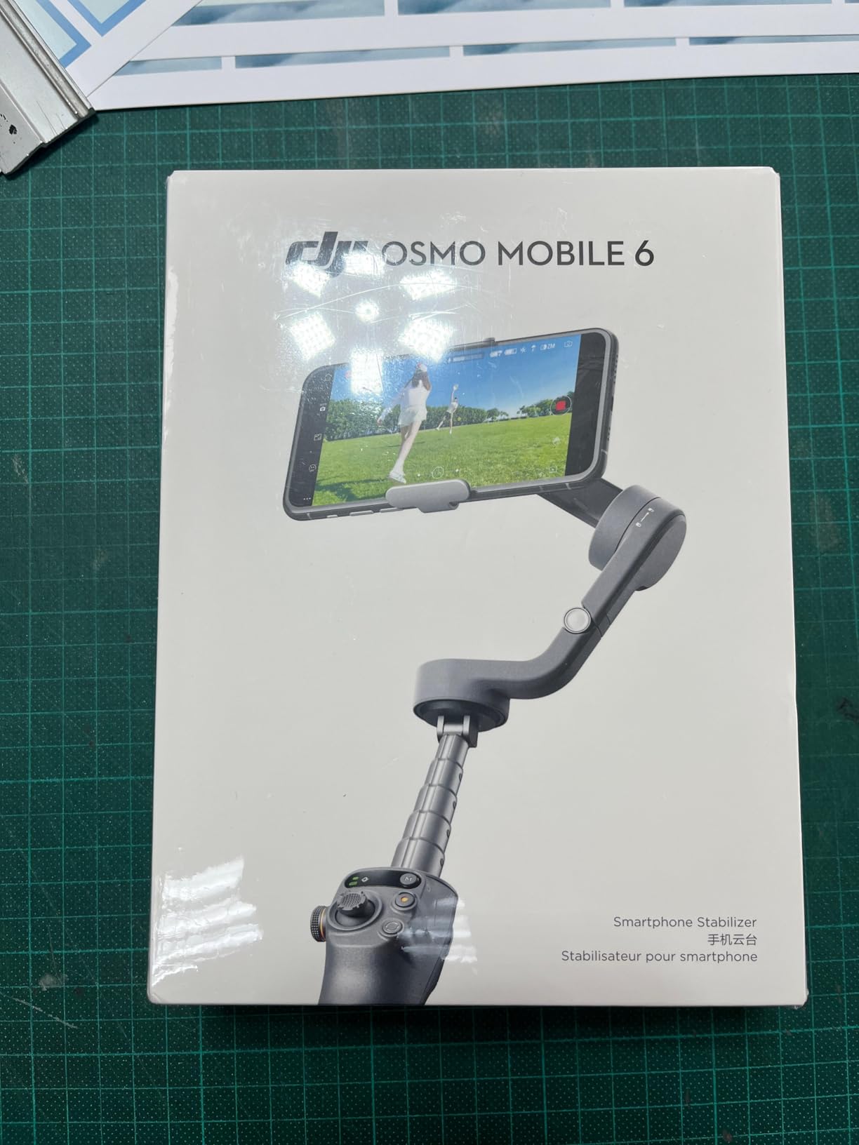 DJI Osmo Mobile 6 Gimbal Stabilizer for Smartphones, 3-Axis Phone Gimbal, Built-In Extension Rod, Object Tracking, Portable and Foldable, Vlogging Stabilizer, YouTube TikTok, Slate Gray Customer Review DJI Osmo Mobile 6 Gimbal Stabilizer for Smartphones, 3-Axis Phone Gimbal, Built-In Extension Rod, Object Tracking, Portable and Foldable, Vlogging Stabilizer, YouTube TikTok, Slate Gray - Customer Photo 3