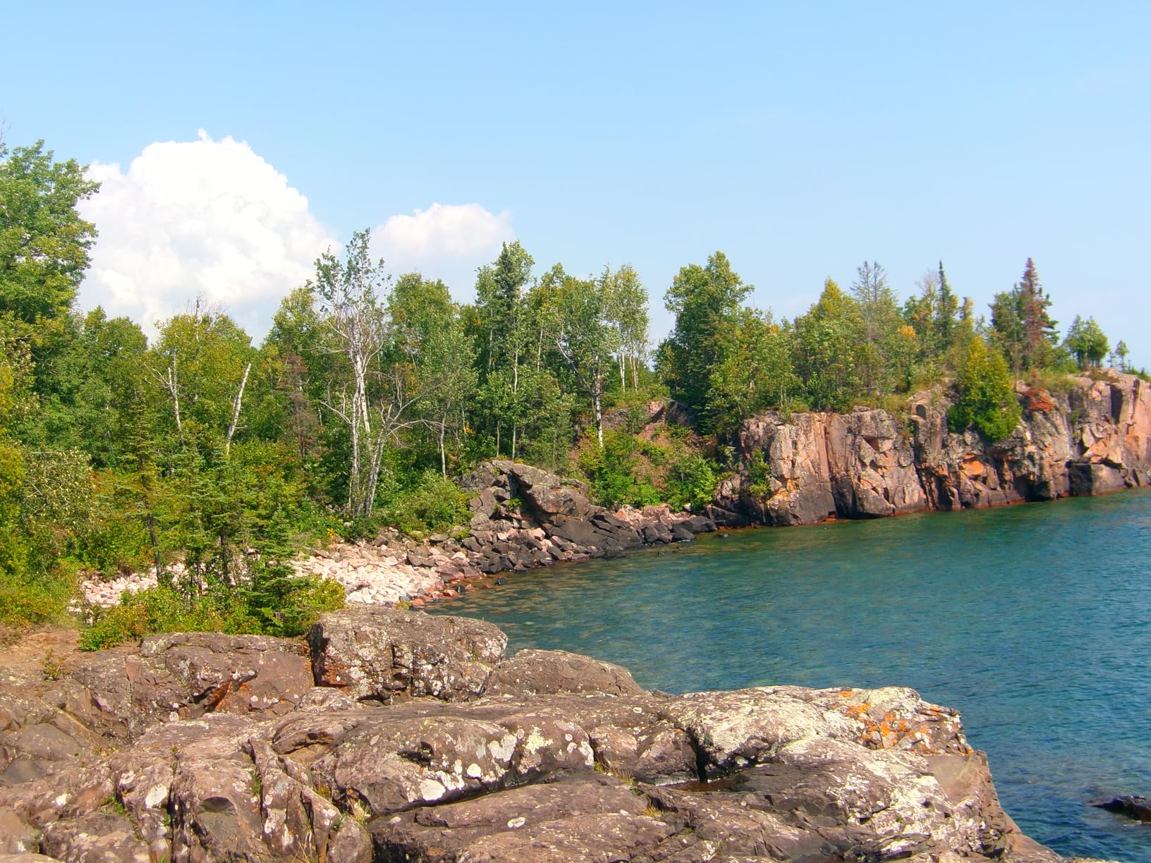 KODAK PIXPRO Friendly Zoom FZ45-BK 16MP Digital Camera with 4X Optical Zoom 27mm Wide Angle and 2.7