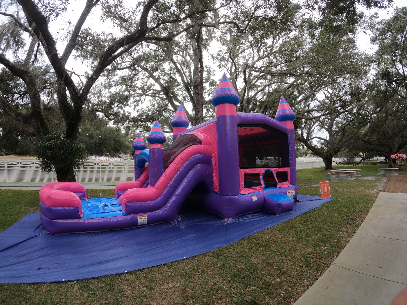 GoPro HERO10 Black Accessory Bundle - Includes HERO10 Camera, Shorty (Mini Extension Pole + Grip), Magnetic Swivel Clip, Rechargeable Batteries (2 Total), and Camera Case - Customer Photo 3