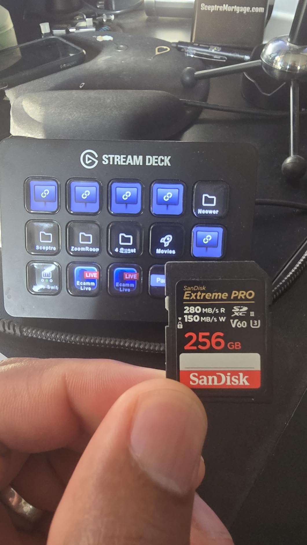 SanDisk 256GB Extreme PRO SD Memory Card, Up to 280MB/s Read Speeds, UHS-II | V60, U3, C10, 6K, 4K UHD, Up to 150MB/s Write Speeds - SDSDXEP-256G-GN4IN customer photo 1