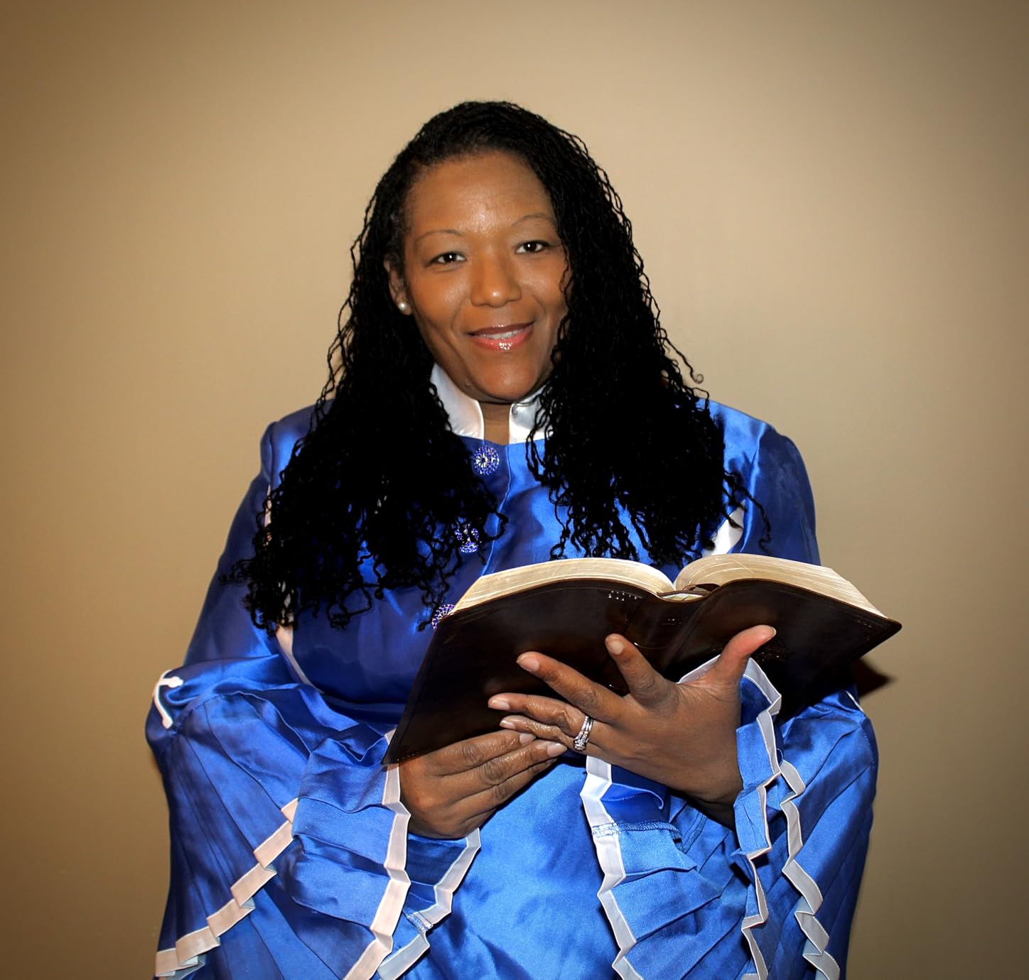 Canon EOS 4000D / Rebel T100 DSLR Camera w/EF-S 18-55mm F/3.5-5.6 Zoom Lens + 64GB Memory, Filters,Case, Tripod, Flash, and More (34pc Bundle) (Renewed) - Customer Photo 2