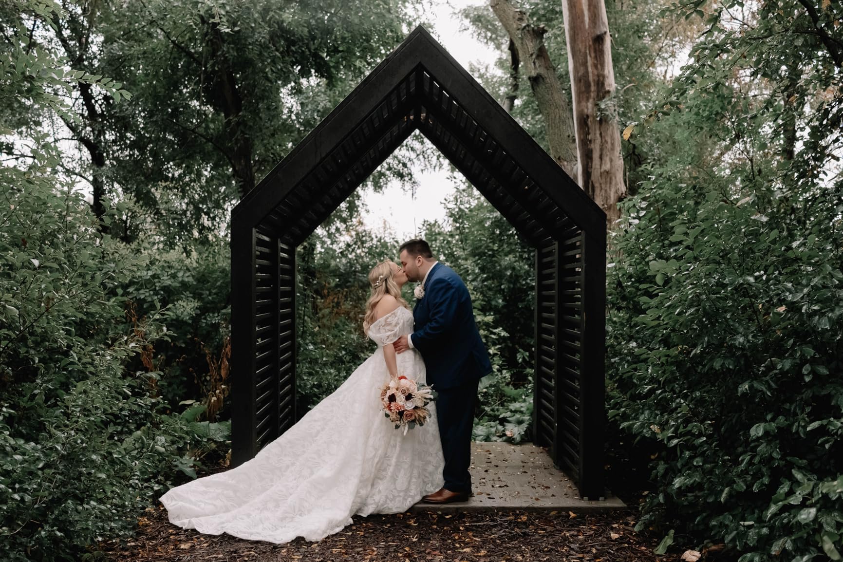 Panasonic LUMIX S5II Mirrorless Camera, 24.2MP Full Frame, Phase Hybrid AF, Active I.S. Technology, Unlimited Recording, 20-60mm F3.5-5.6 & 50mm F1.8 L Mount Lenses, LUMIX Camera - DC-S5M2WK - Customer Photo 2