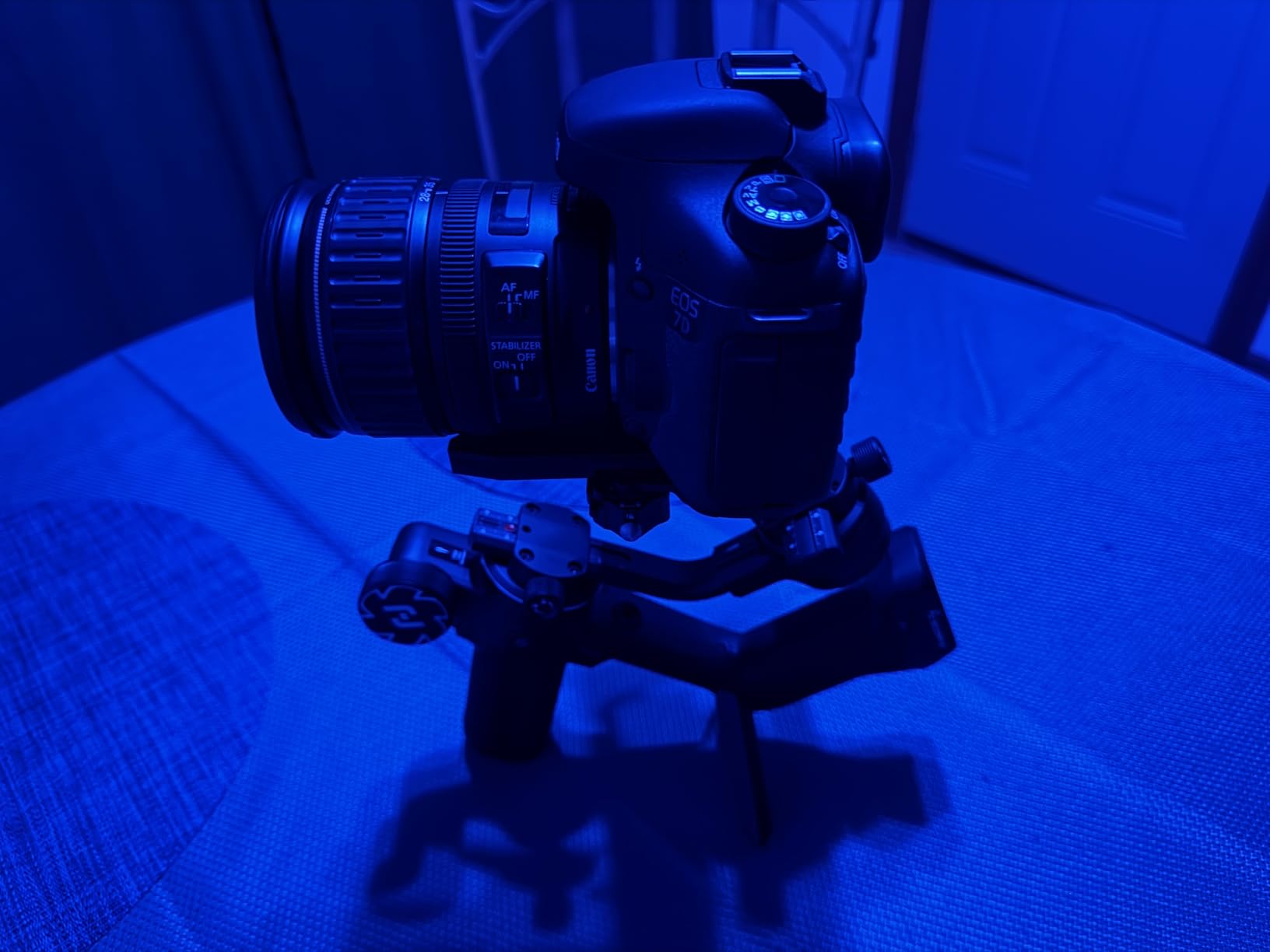 FeiyuTech SCORP 2 Gimbal Stabilizer for DSLR and Mirrorless Camera, Integrated Al Tracking Sensor, 3-Axis Camera Stabilizer for Sony Canon Panasonic Nikon, 2.5kg Payload Touch Screen Vertical Shooting - Customer Photo 4