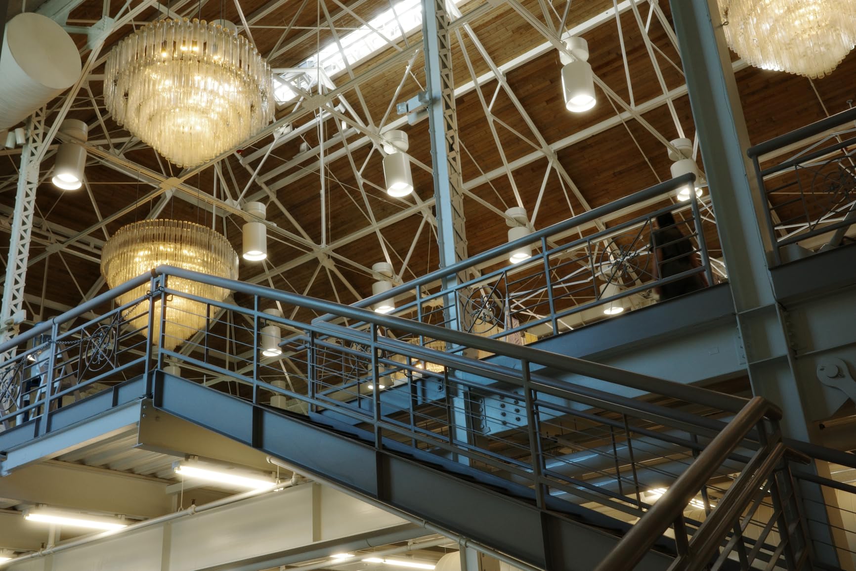 GR IIIx HDF, Premium Digital Compact Camera with a Built-in Highlight Diffusion Filter, 24MP APS-C Size CMOS Sensor, 40mmF2.8 GR Lens (in The 35mm Format) customer photo 1