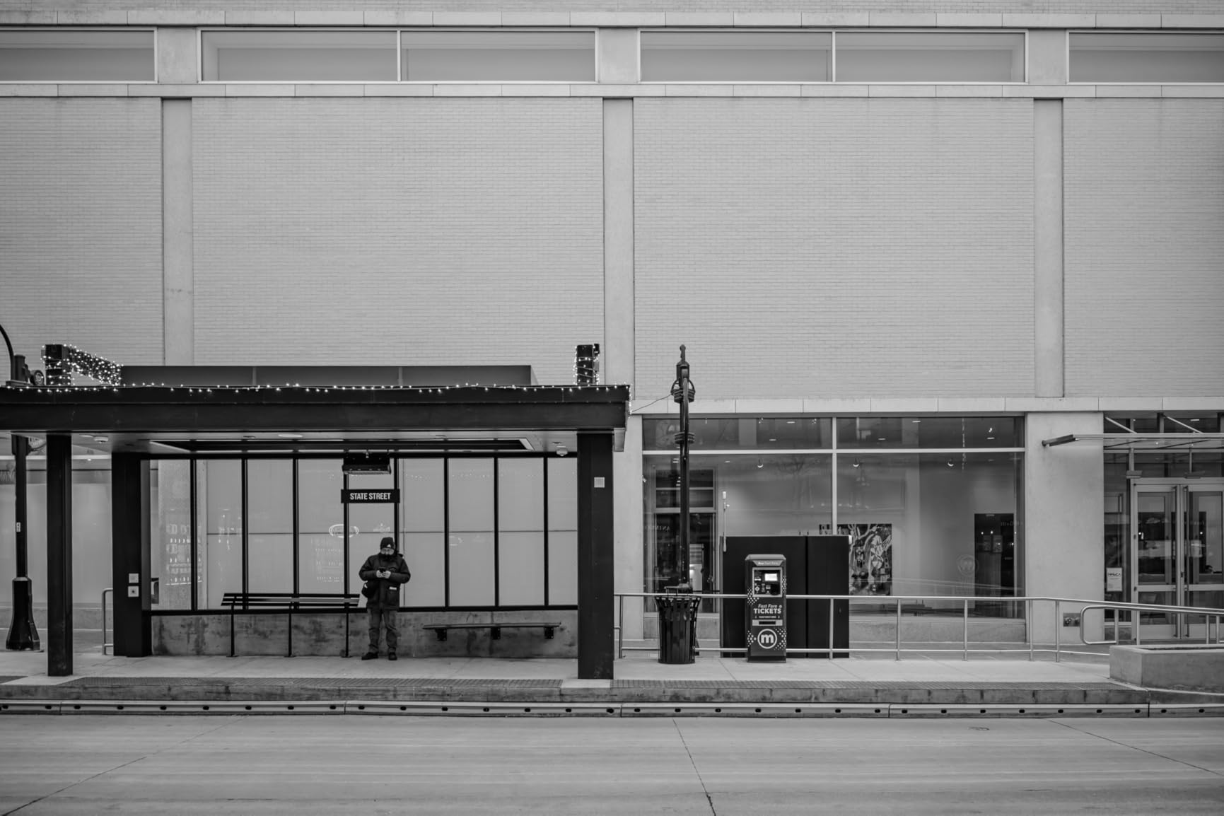 Tamron 28-75mm F/2.8 Di III VXD G2 for Nikon Z Mount Mirrorless Cameras (6 Year Limited USA Warranty) - Customer Photo 2