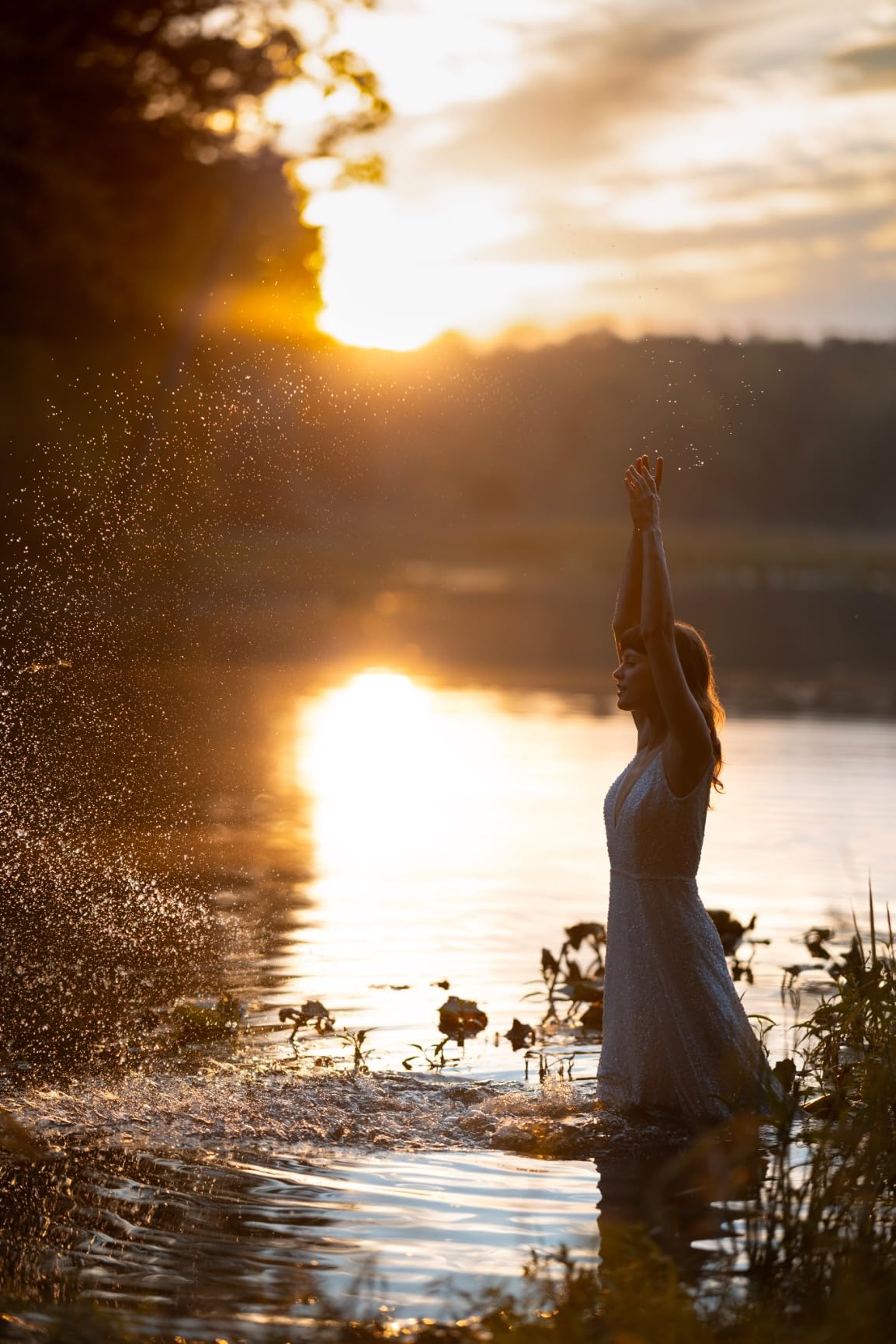 Canon EOS R5 Mark II Mirrorless Camera with RF24-105mm F4 L is USM Lens, Full-Frame Back-Illuminated Sensor, 45MP, 8K Video, Photography and Video, Hybrid Camera, Black Customer Review Canon EOS R5 Mark II Mirrorless Camera with RF24-105mm F4 L is USM Lens, Full-Frame Back-Illuminated Sensor, 45MP, 8K Video, Photography and Video, Hybrid Camera, Black - Customer Photo 4