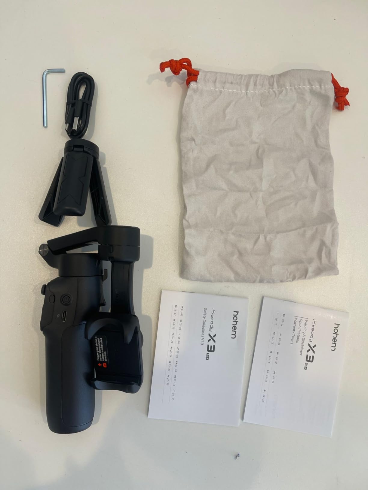 Hohem iSteady X3 SE Gimbal Stabilizer for iPhone, Phone Stabilizer with Detachable Remote Control, Portable Foldable 3-Axis Phone Gimbal for Android & iPhone 16 15 Pro Max, Ideal for Travel Vlogging customer photo 2