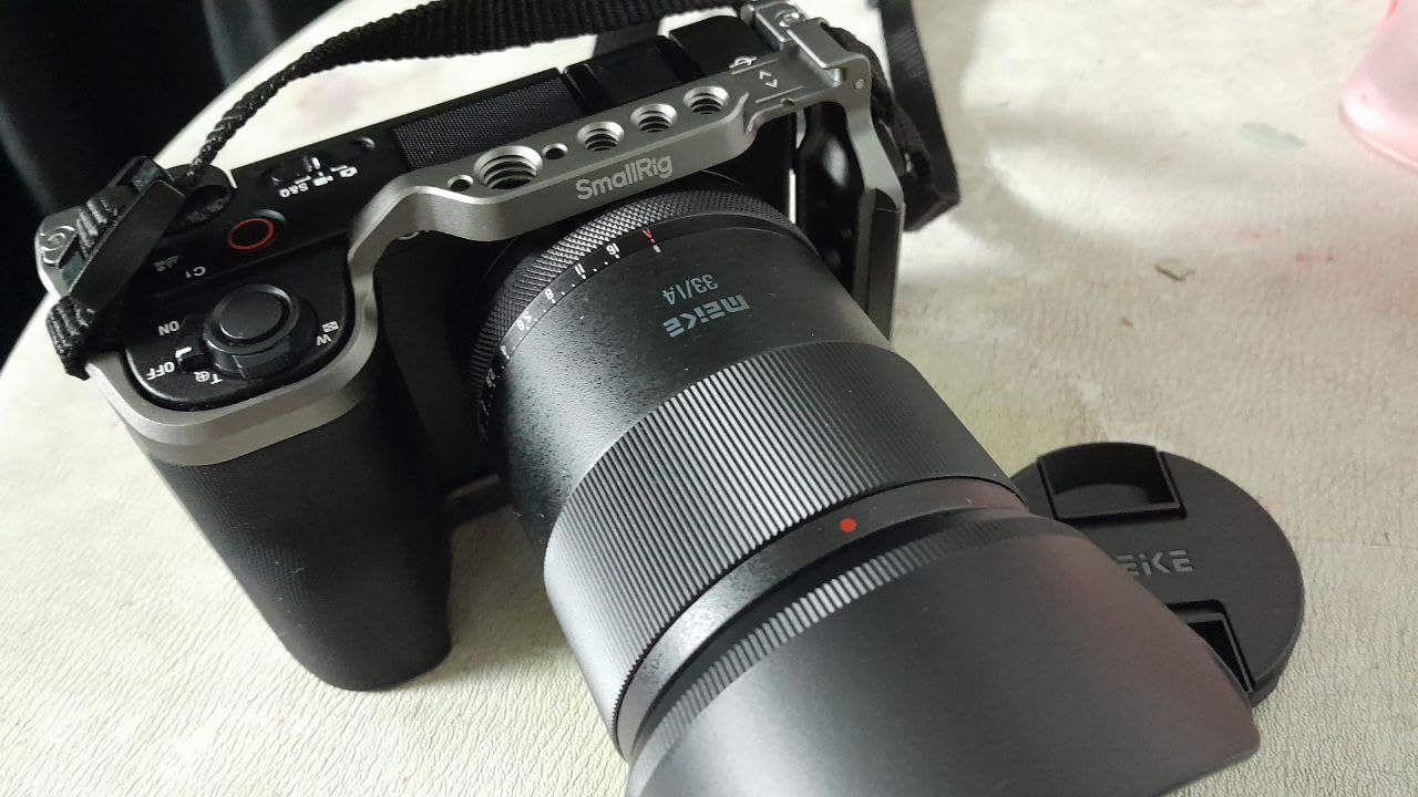 Meike 33mm F1.4 Wide Angle APS-C AF STM(Stepping Motor) Lens Auto Focus Fixed Prime Lenses for Sony E Mount Mirrorless Cameras FX30 ZV-E10 ZVE10 II A6400 A5000 A5100 A6000 A6100 A6300 A6500 A6700 - Customer Photo 1