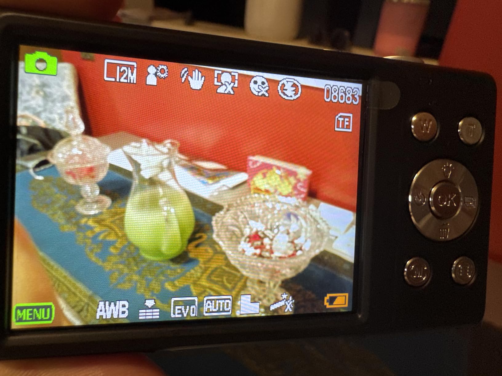 Digital Camera,Autofocus 4K Vlogging Camera for Photography with 32GB Card,48MP Portable Compact Point and Shoot Digital Camera for Teens Adult Beginner with 16X Zoom,Anti-Shake,2 Batteries(White) customer photo 2