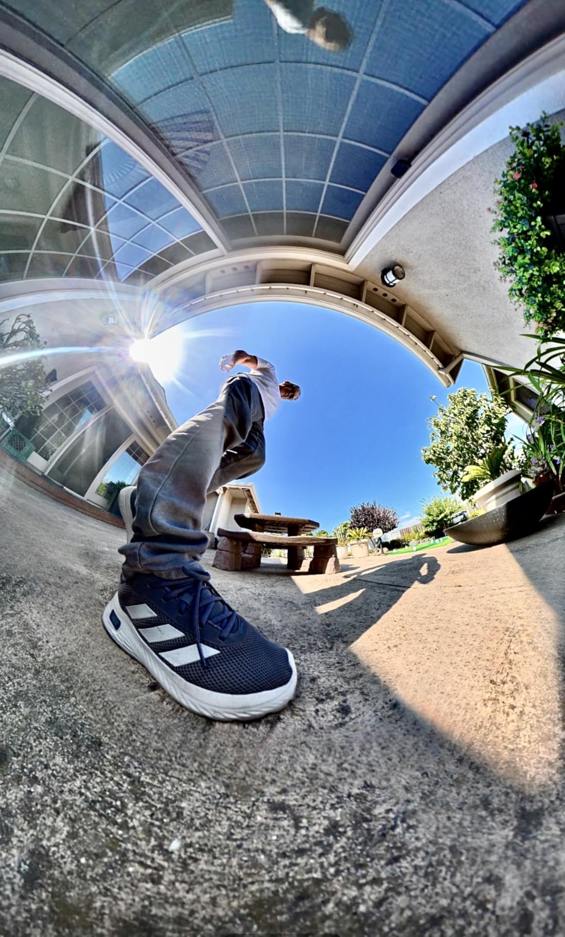 DJI Osmo 360 Camera, Waterproof 360° Action Camera with 1-Inch 360° Imaging, Native 8K 360° Video, 105GB Built-in Storage, 120MP 360° Photo, 100-Min 8K Recording, Action Camera for Sports - Customer Photo 2