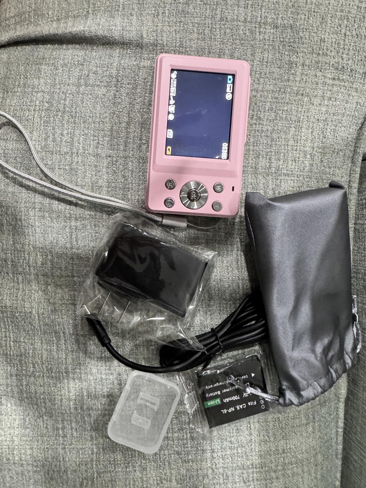 Digital Camera, FHD 1080P Point and Shoot Camera with 16X Zoom Anti Shake, Compact Small Portable for Boy Girls(Deep Black) - Customer Photo 3