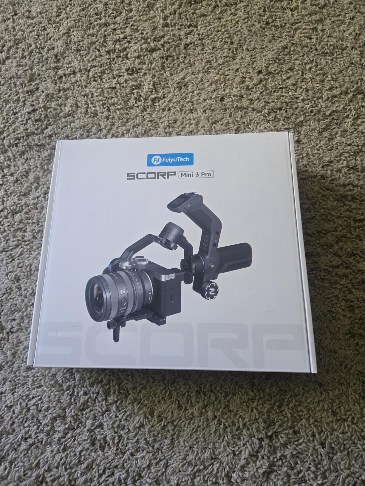 FeiyuTech SCORP Mini-3-Pro Gimbal Stabilizer for Camera Mirrorless/Compact/Action Cameras, Smartphone, 18m AI Tracking, Detachable Remote Handle, 4.4lbs Payload, 3-axis Gimbal for Canon Sony Nikon customer photo 1