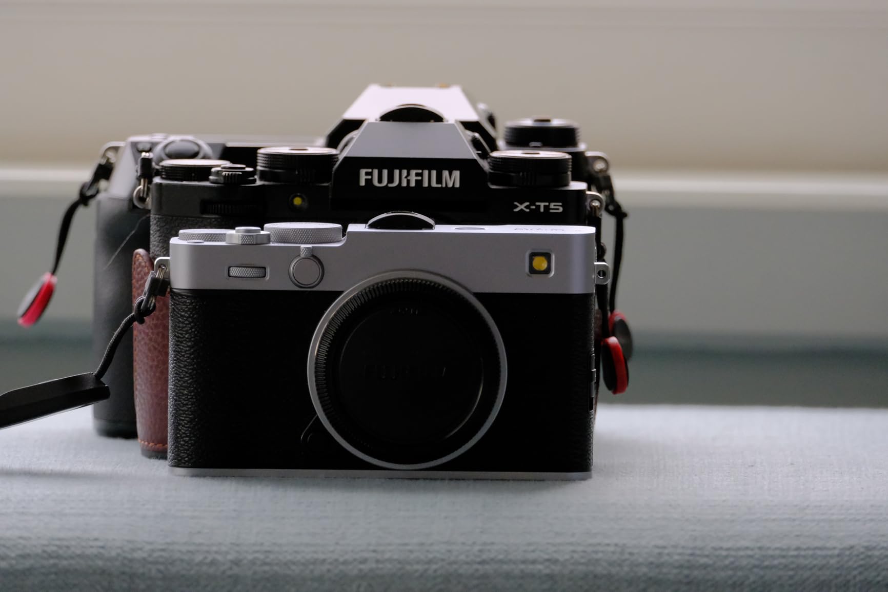 FUJIFILM X-E5 Mirrorless Digital Camera XF23mmF2.8 Lens Kit - Silver - Customer Photo 1