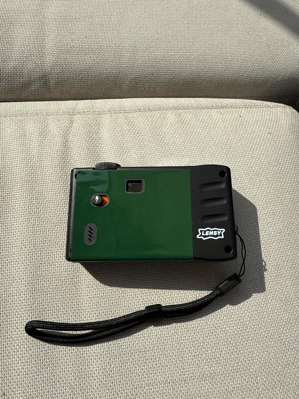 LENSY Screen Free Digital Camera | Four Built in Filters | Rechargeable, 8mp, Lightweight, Focus-Free, Auto-Flash, Easy-to-Use, Reusable, Retro Film-Style Photos (Forest Green) - Customer Photo 1