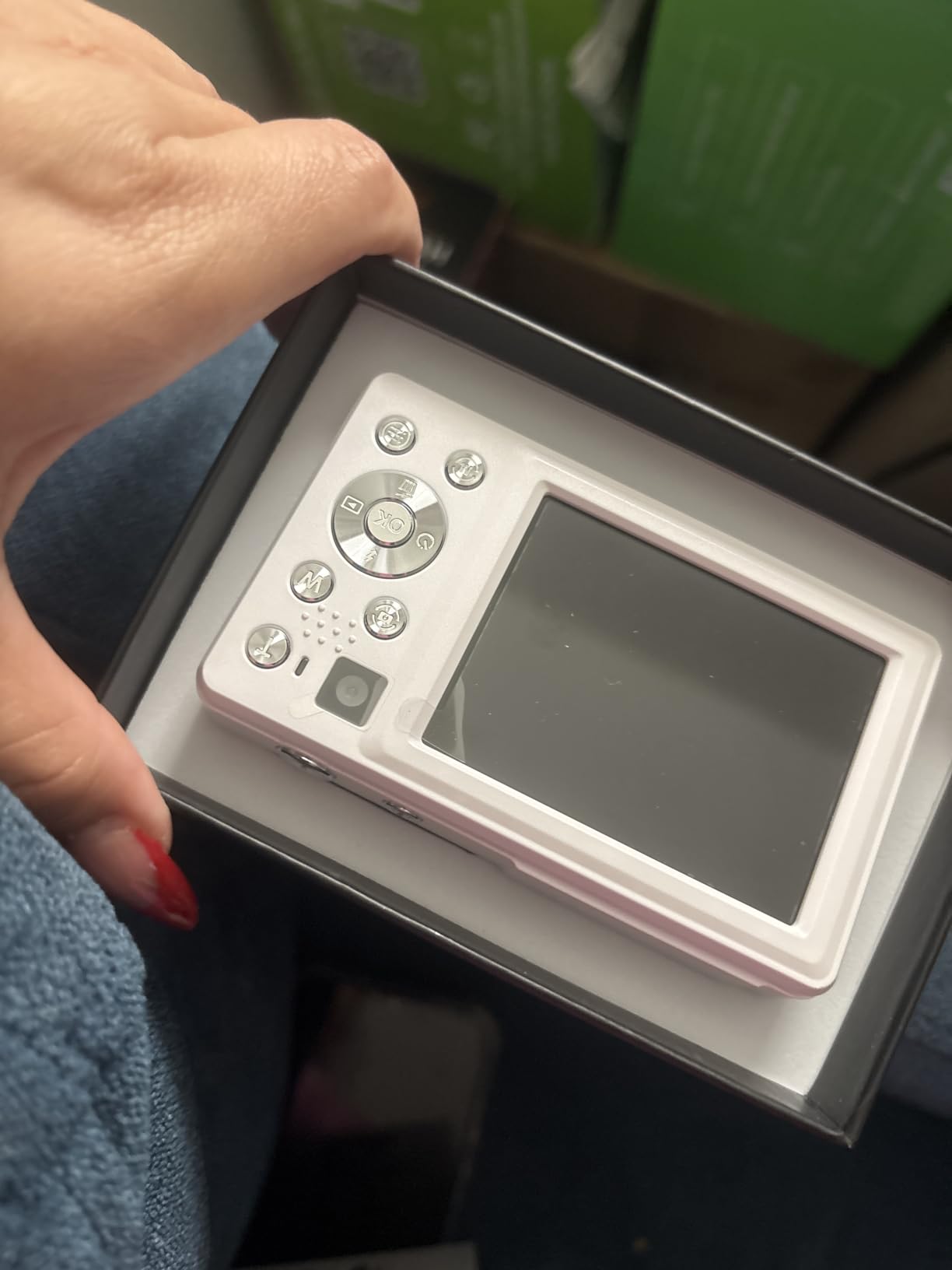 Digital Camera, 4K 64MP Cameras for Photography, Point and Shoot Digital Camera with Auto Focus, Dual Camera, Flash, 16X Zoom, Anti Shake, 32GB Card, Compact Vlogging Camera for Teens, Adults - Customer Photo 2