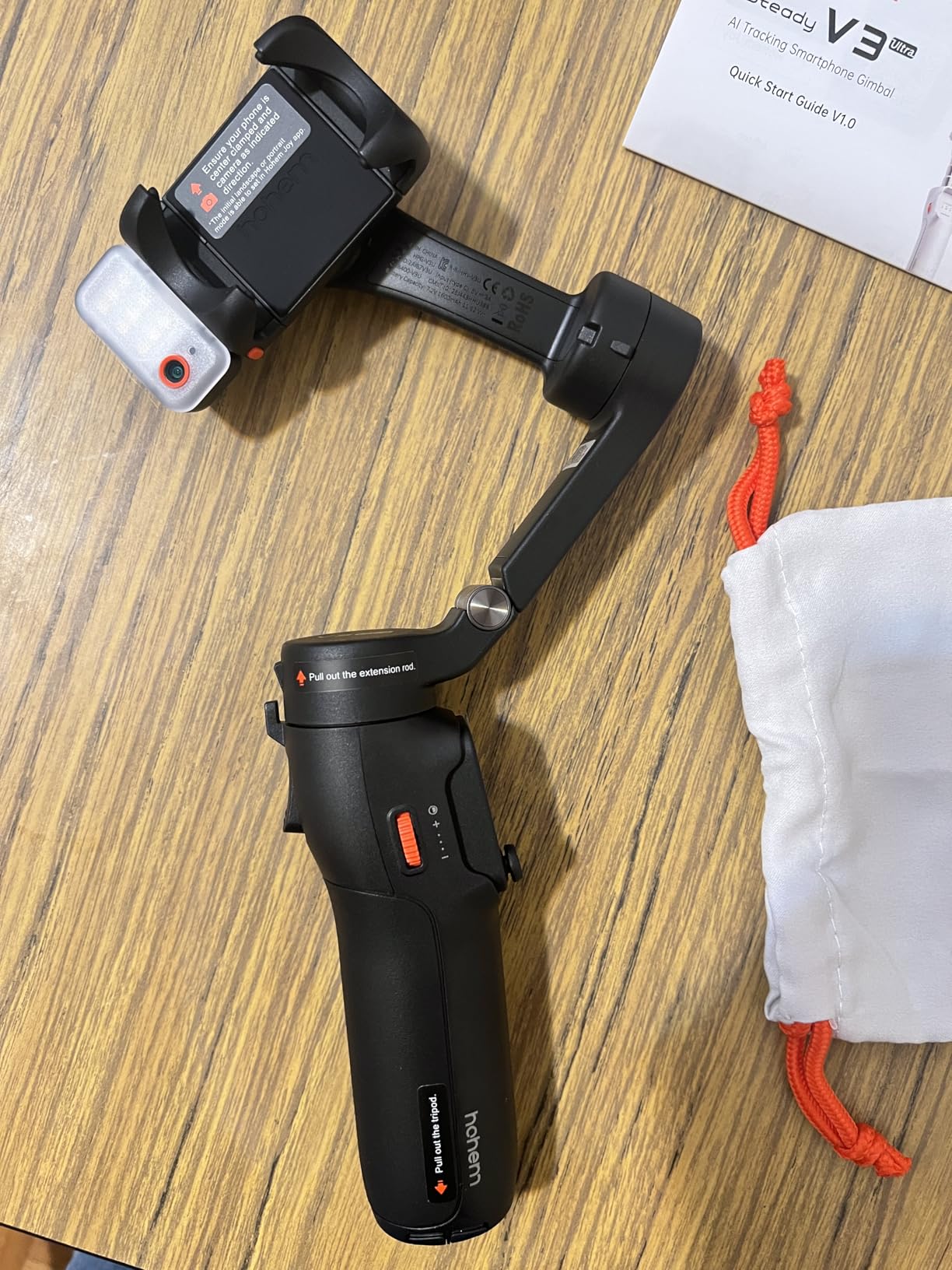 Hohem iSteady V3 Ultra Gimbal Stabilizer for iPhone, Phone Gimbal with AI Auto Tracking, Detachable Touchscreen Remote, Built-in Extension Rod, Tripod, Fill Light, for Vlog, Travel, Pet, Fitness customer photo 1