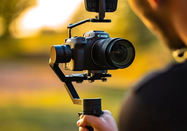 Best Gimbals For Canon Eos R6: 8 Top Models Tested & Reviewed - Markus Hagner Photography