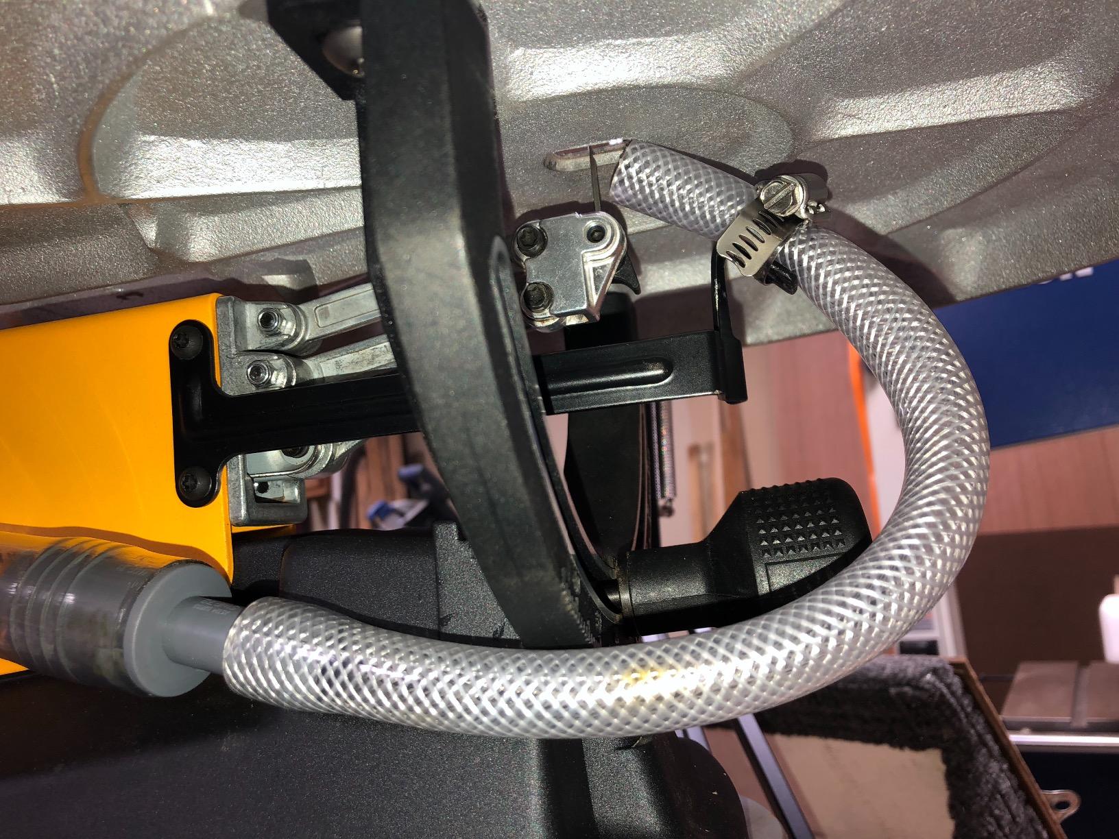 DEWALT Scroll Saw, 1.3 Amp, 20 in Steel Blade, With Variable-Speed Trigger, For Precise Cuts (DW788) - Customer Photo 1
