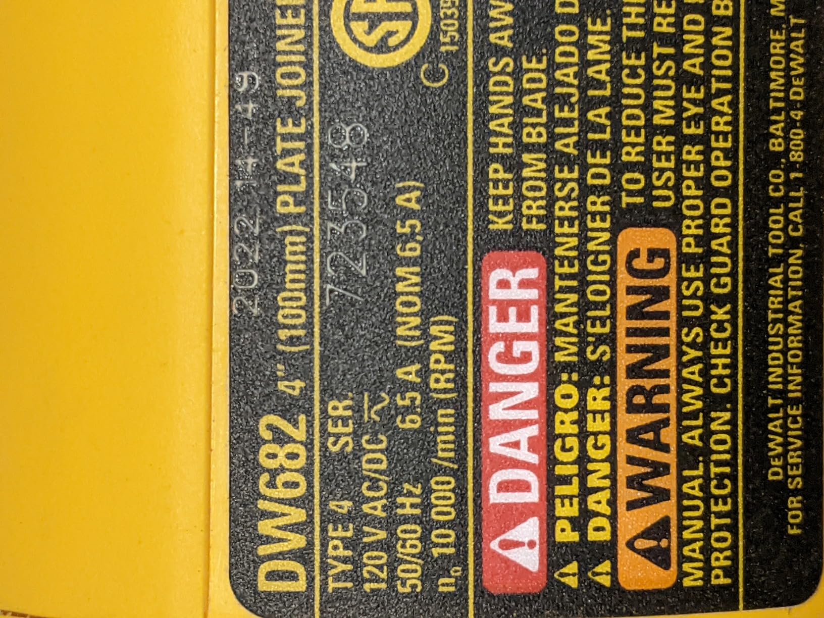 DEWALT Biscuit Joiner, 6.5 Amp, 10,000 RPM, Retractable 45 Degree Notch, For Depth Spots (DW682K) - Customer Photo 1