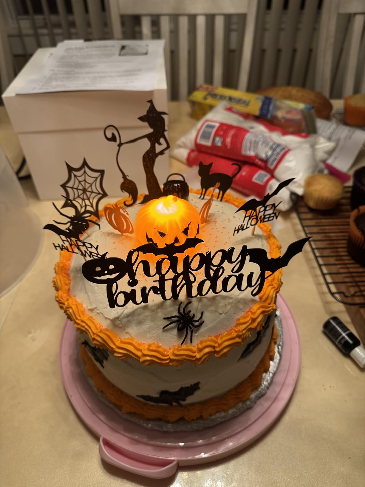 KitchenAid Classic Series 4.5 Quart Tilt-Head Stand Mixer K45SS, White - Customer Photo 1