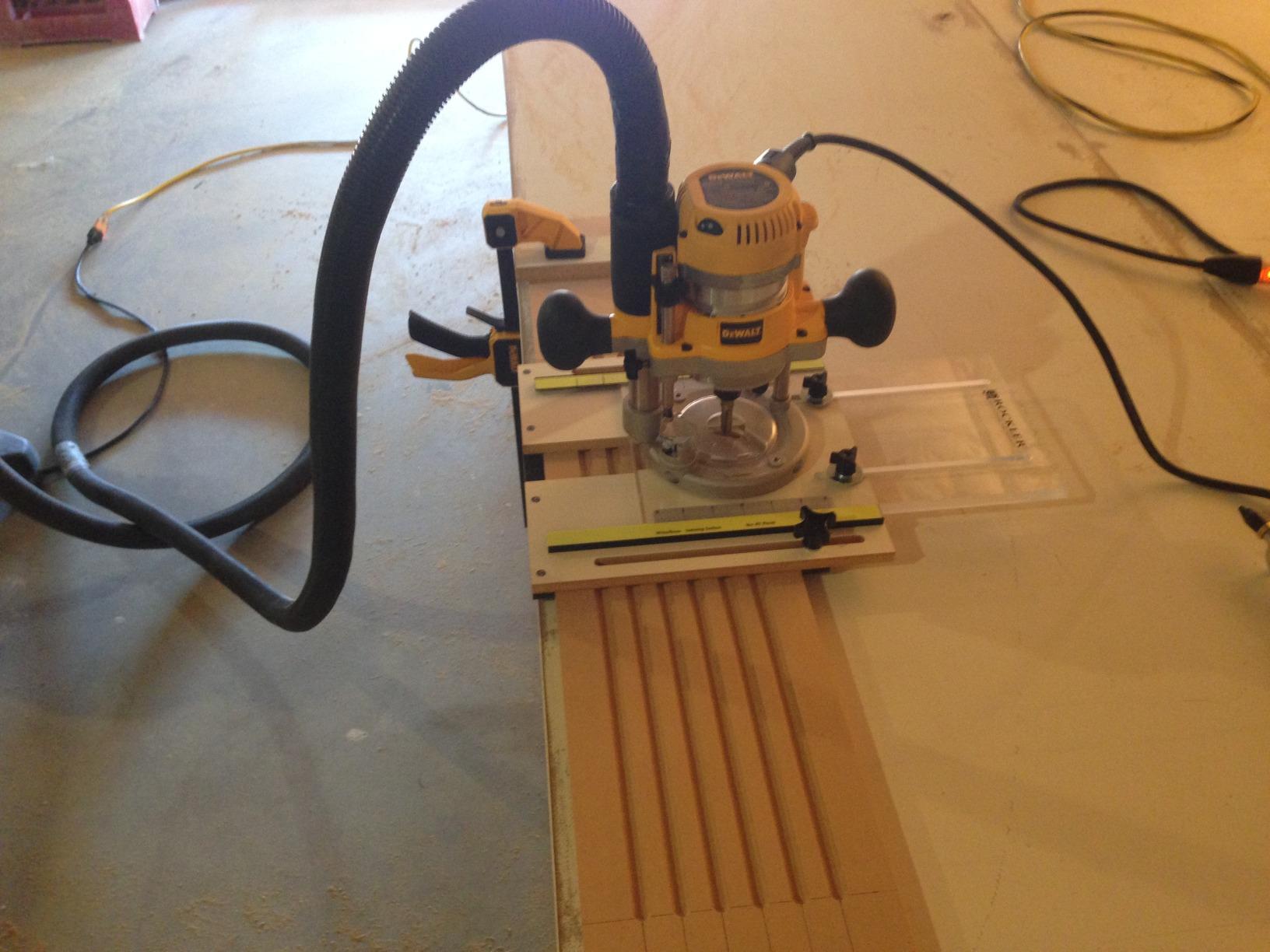 DEWALT Router Fixed/Plunge Base Kit, Variable Speed, 12-Amp, 2-1/4-HP (DW618PK) Customer Review DEWALT Router Fixed/Plunge Base Kit, Variable Speed, 12-Amp, 2-1/4-HP (DW618PK) - Customer Photo 2