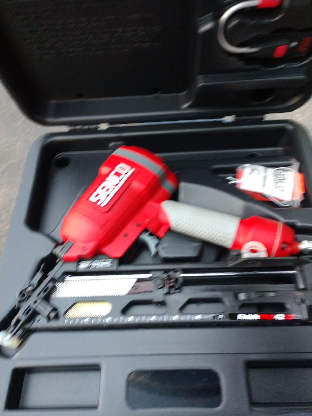 SENCO 4G0001N FinishPro 42XP 15 Gauge 1-1/4