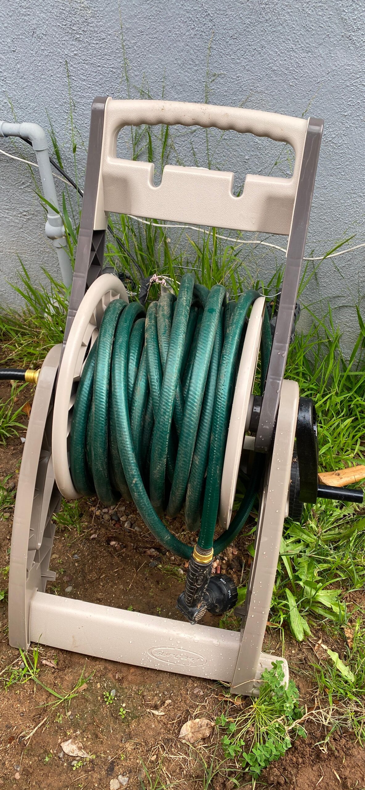 Suncast 175 ft. Hosemobile Garden Hose Reel Cart with 6