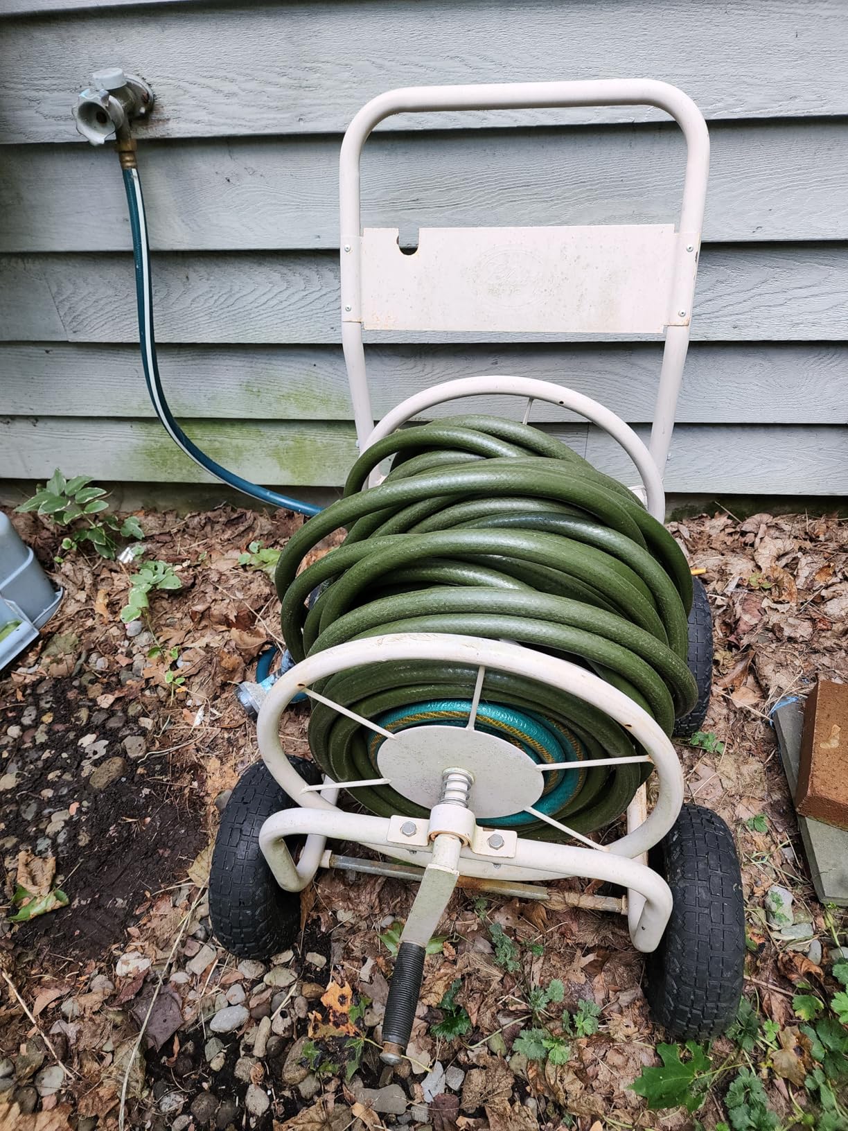 Liberty Garden Industrial 4 Wheel 300 Foot of 0.625 Inch Hose Steel Frame Water Hose Reel Cart for Backyard, Garden, or Lawn, Beige - Customer Photo 2