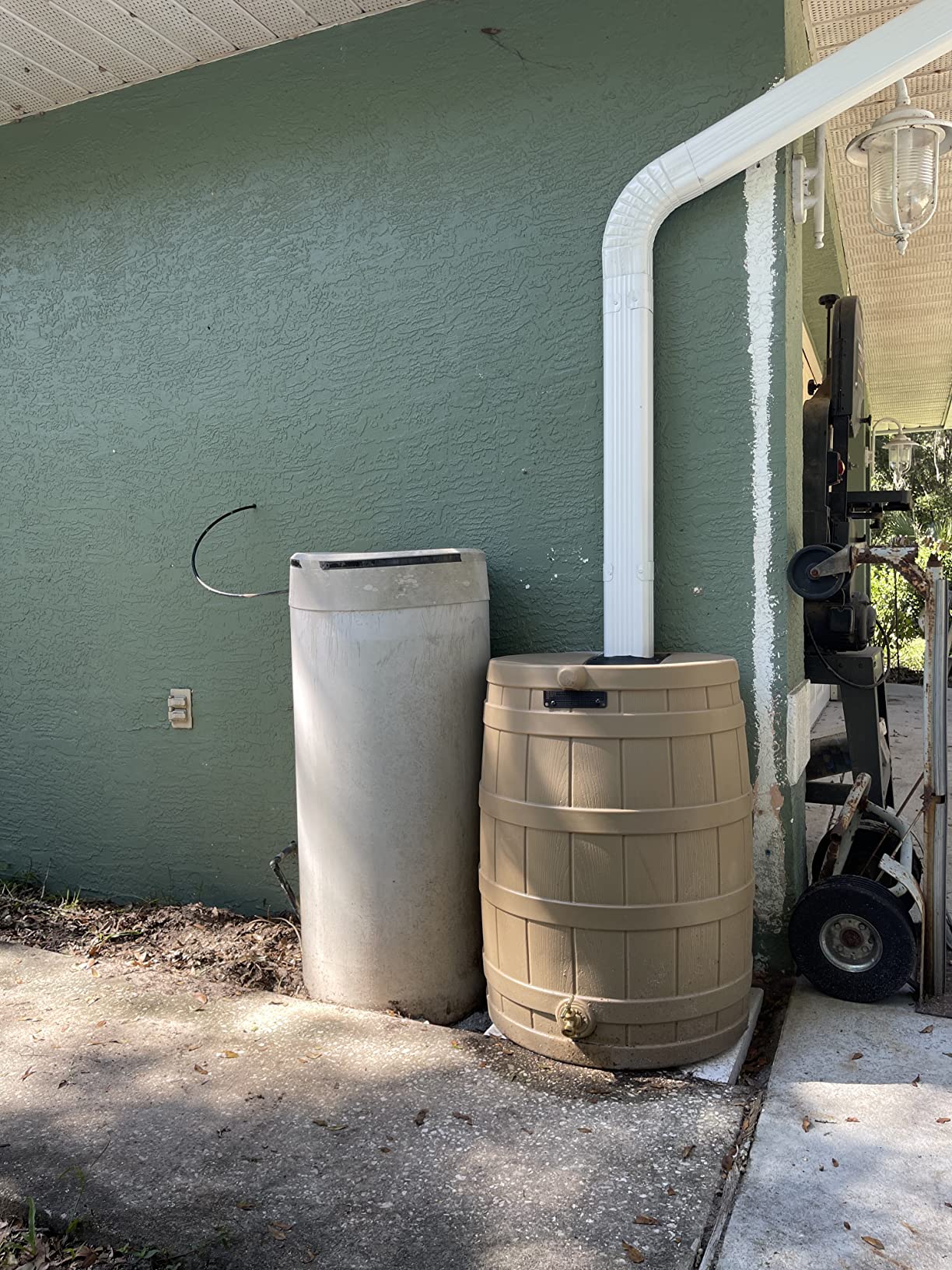 Good Ideas Rain Wizard Water Collection Plastic Barrel, Oak, 50 Gallon - Linkable Flat-Back Faux Wood Rainwater Catcher Storage Drum w/ Robust Metal Spigot & Fine Mesh Screen - Customer Photo 2
