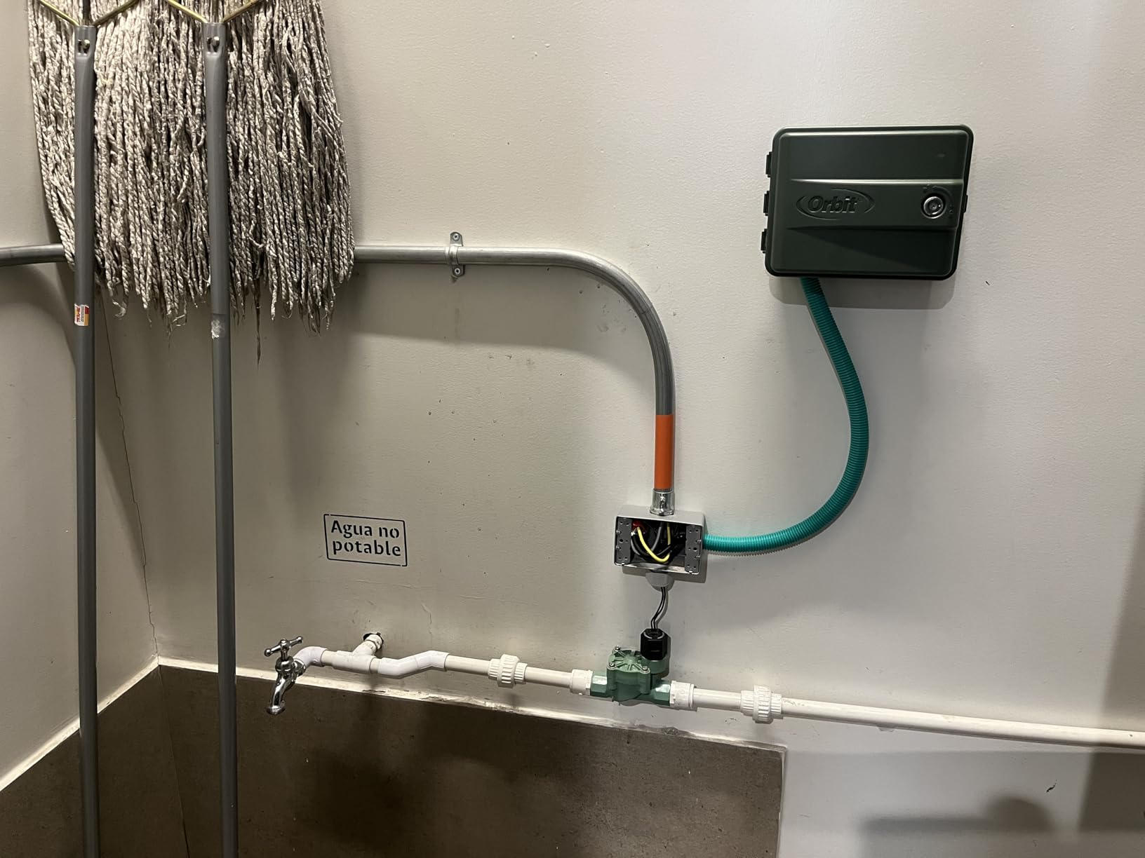 Orbit 57894 4-Station Outdoor Swing Panel Sprinkler System Timer - Customer Photo 2