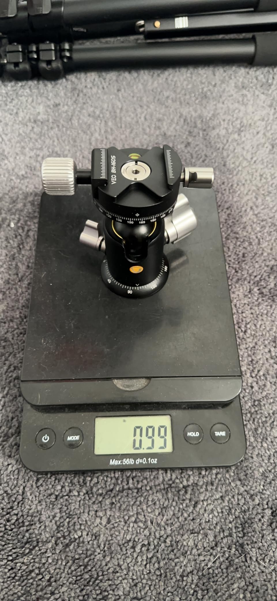 Vanguard Alta Pro 263AB 100 Aluminum Tripod with SBH-100 Ball Head for Sony, Nikon, Canon DSLR Cameras, Black - Customer Photo 1