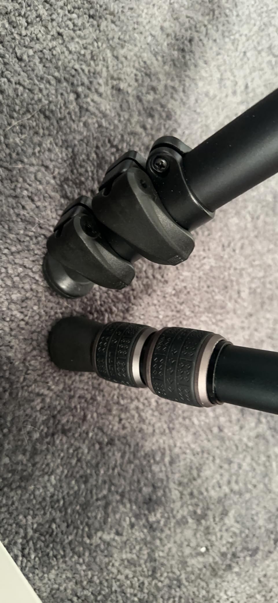 Vanguard Alta Pro 263AB 100 Aluminum Tripod with SBH-100 Ball Head for Sony, Nikon, Canon DSLR Cameras, Black - Customer Photo 2