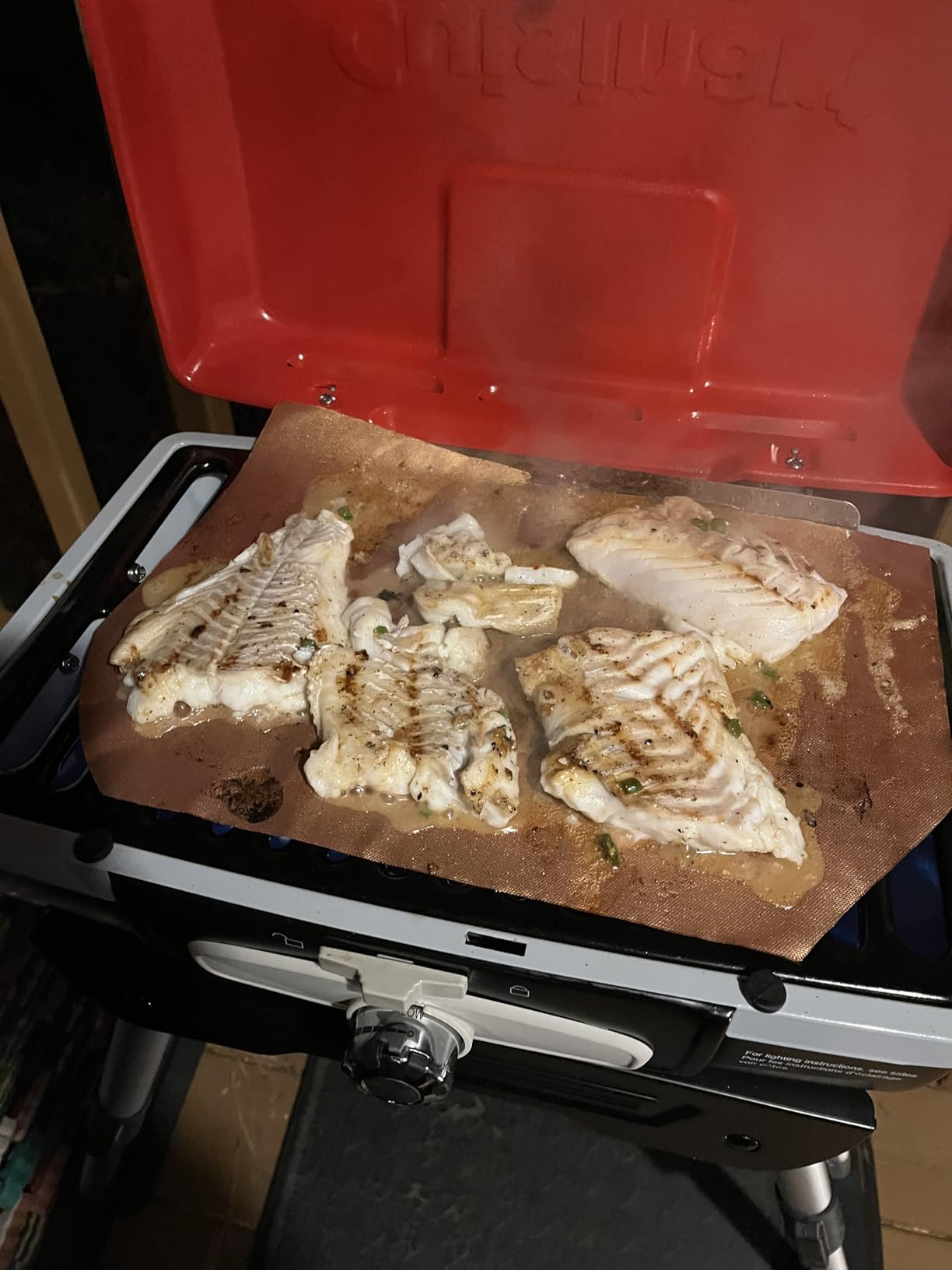 Cuisinart Petite Gourmet Portable Gas Grill with VersaStand, Compact Portable Grill Propane, 150 Sq. In. Cooking Surface, 5,500 BTU Burner Small Gas Grills for Camping, BBQ, Adjustable Base, Handles - Customer Photo 1