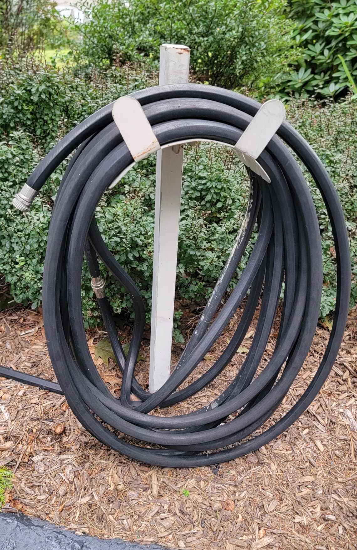 Briggs and Stratton 8BS100 100-Foot Premium Heavy-Duty Rubber Garden Hose - Customer Photo 1