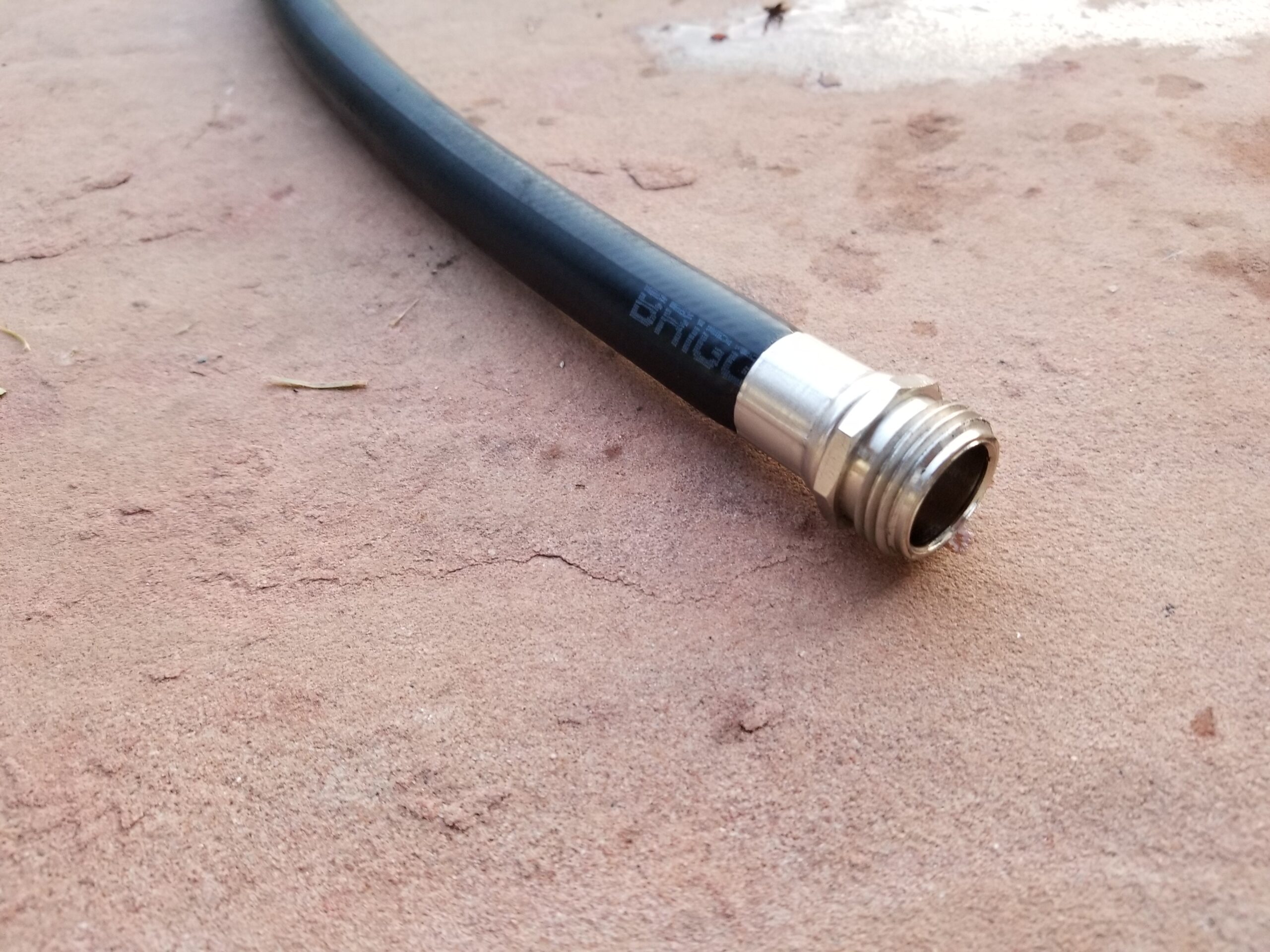 Briggs and Stratton 8BS100 100-Foot Premium Heavy-Duty Rubber Garden Hose - Customer Photo 2