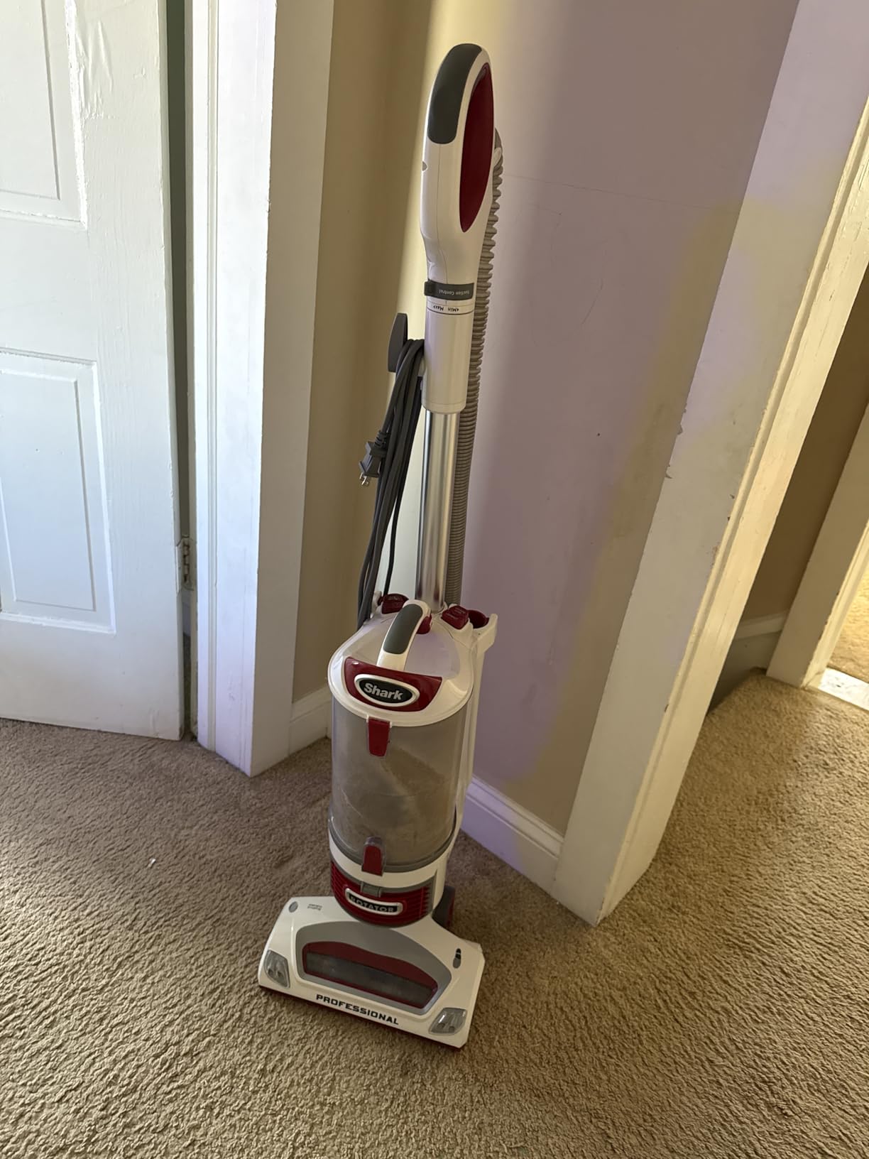 Shark NV501 Rotator Professional Lift-Away Upright Vacuum with HEPA Filter, Swivel Steering, LED Headlights, Wide Upholstery Tool, Dusting Brush & Crevice Tool, White/Red - Customer Photo 2