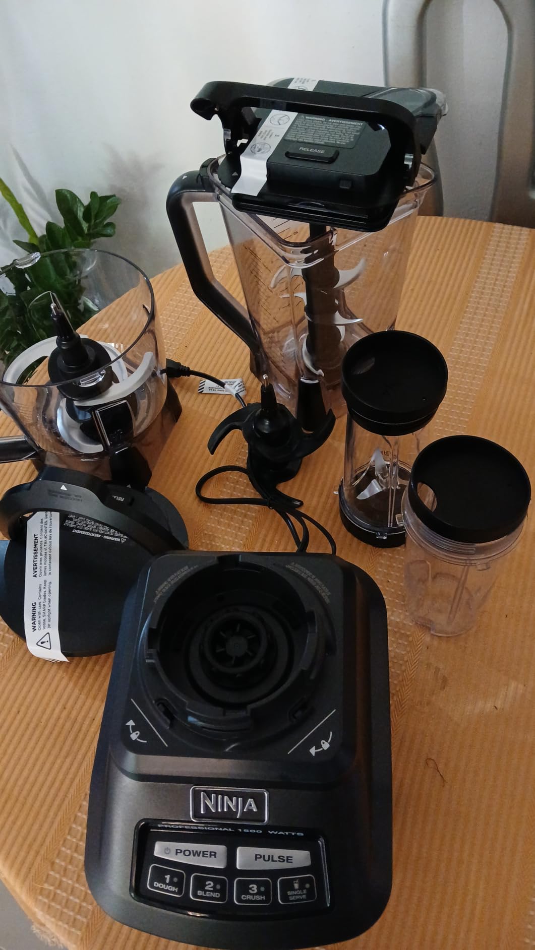 Ninja BL660 Professional Compact Smoothie & Food Processing Blender, 1100-Watts, 3 Functions for Frozen Drinks, Smoothies, Sauces, & More, 72-oz.* Pitcher, (2) 16-oz. To-Go Cups & Spout Lids, Gray - Customer Photo 1