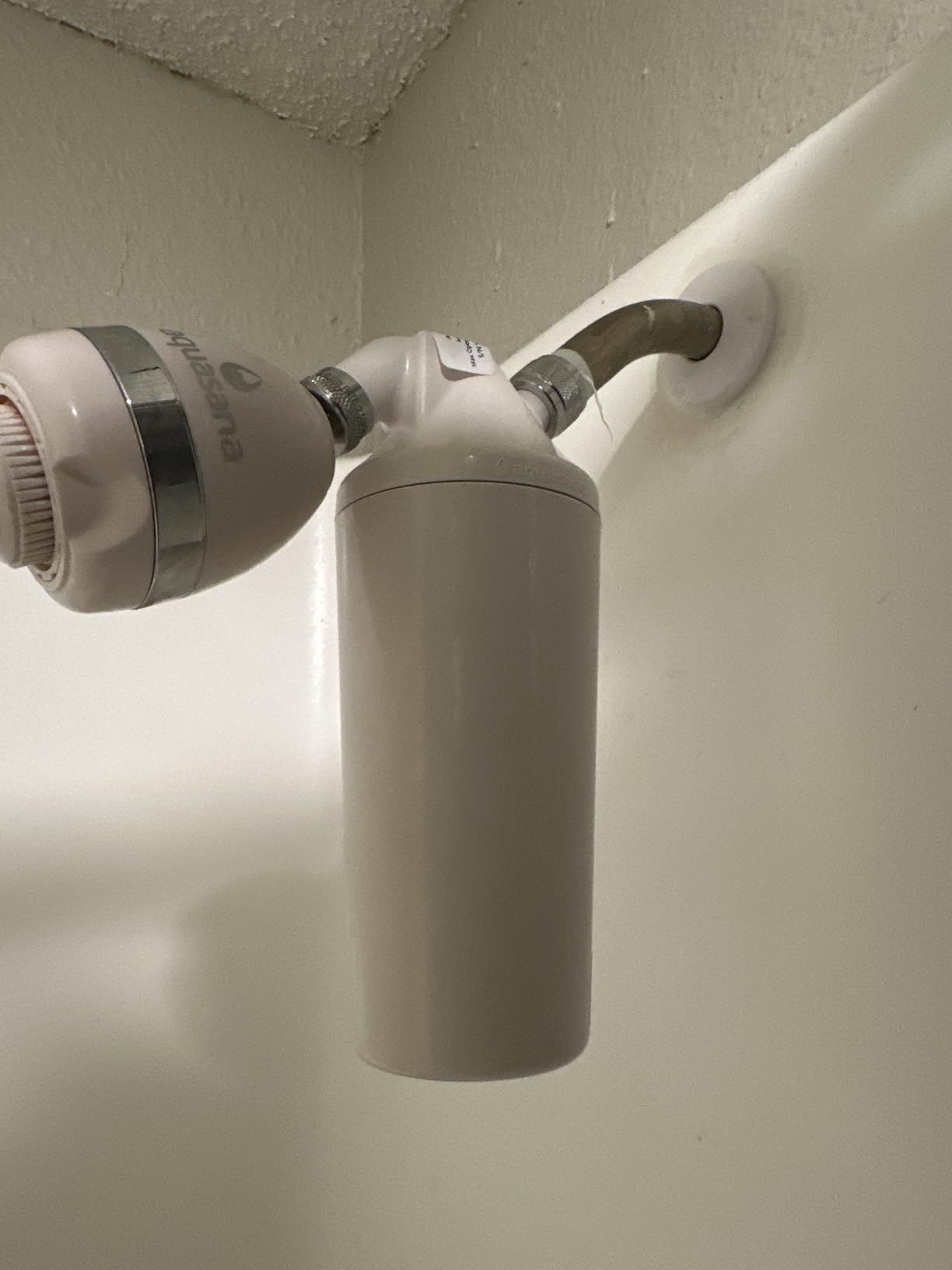 Aquasana Shower Filter | Dermatologist-recommended for softer, healthier skin & hair | Proven to reduce 90% of chlorine for 6 months | High pressure | Use your own shower head | AQ-4100NSH - Customer Photo 1