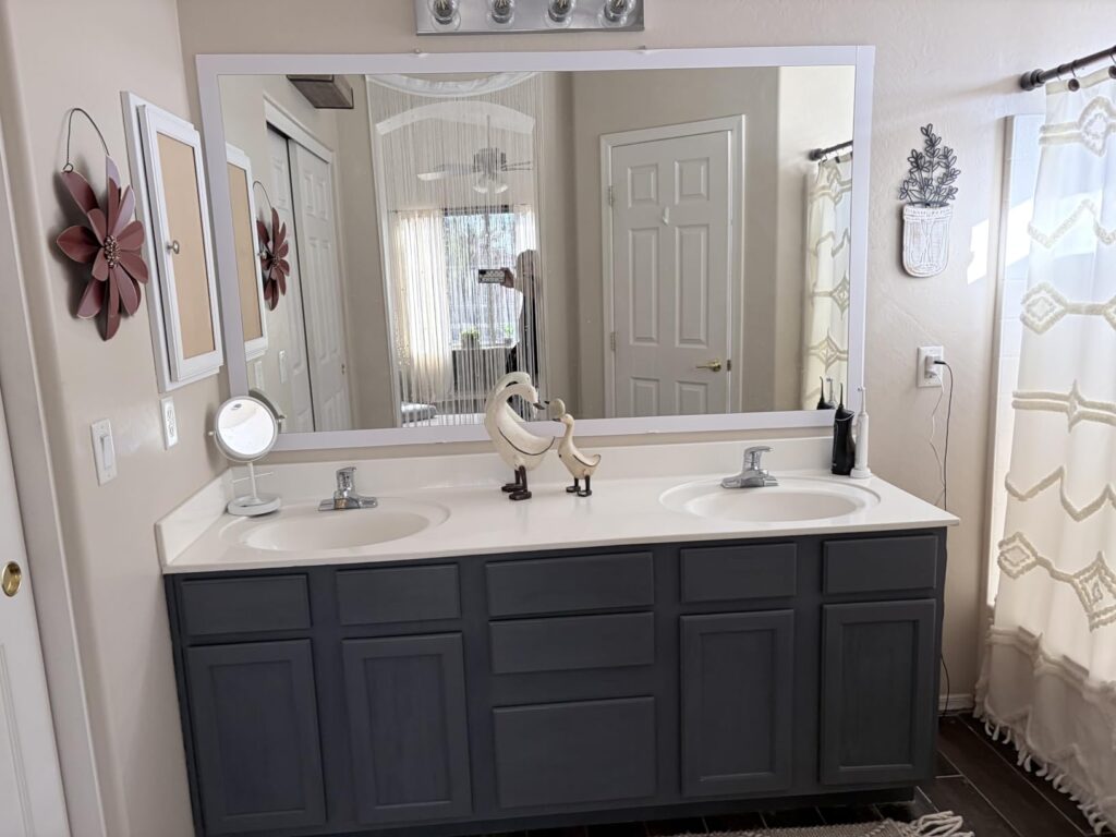 8 Best Cabinet Paints for Kitchen Makeovers